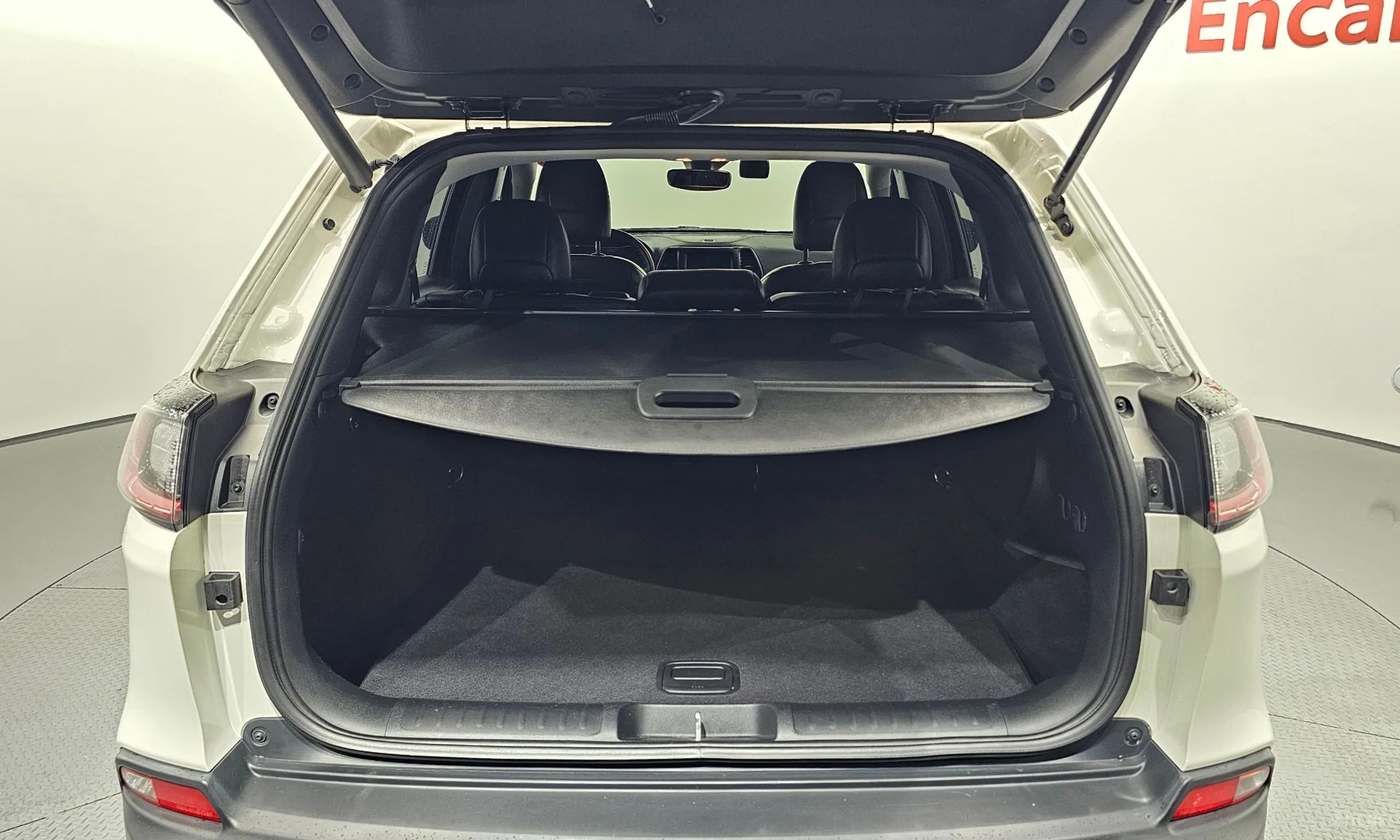 Jeep Cherokee (KL) превью 19