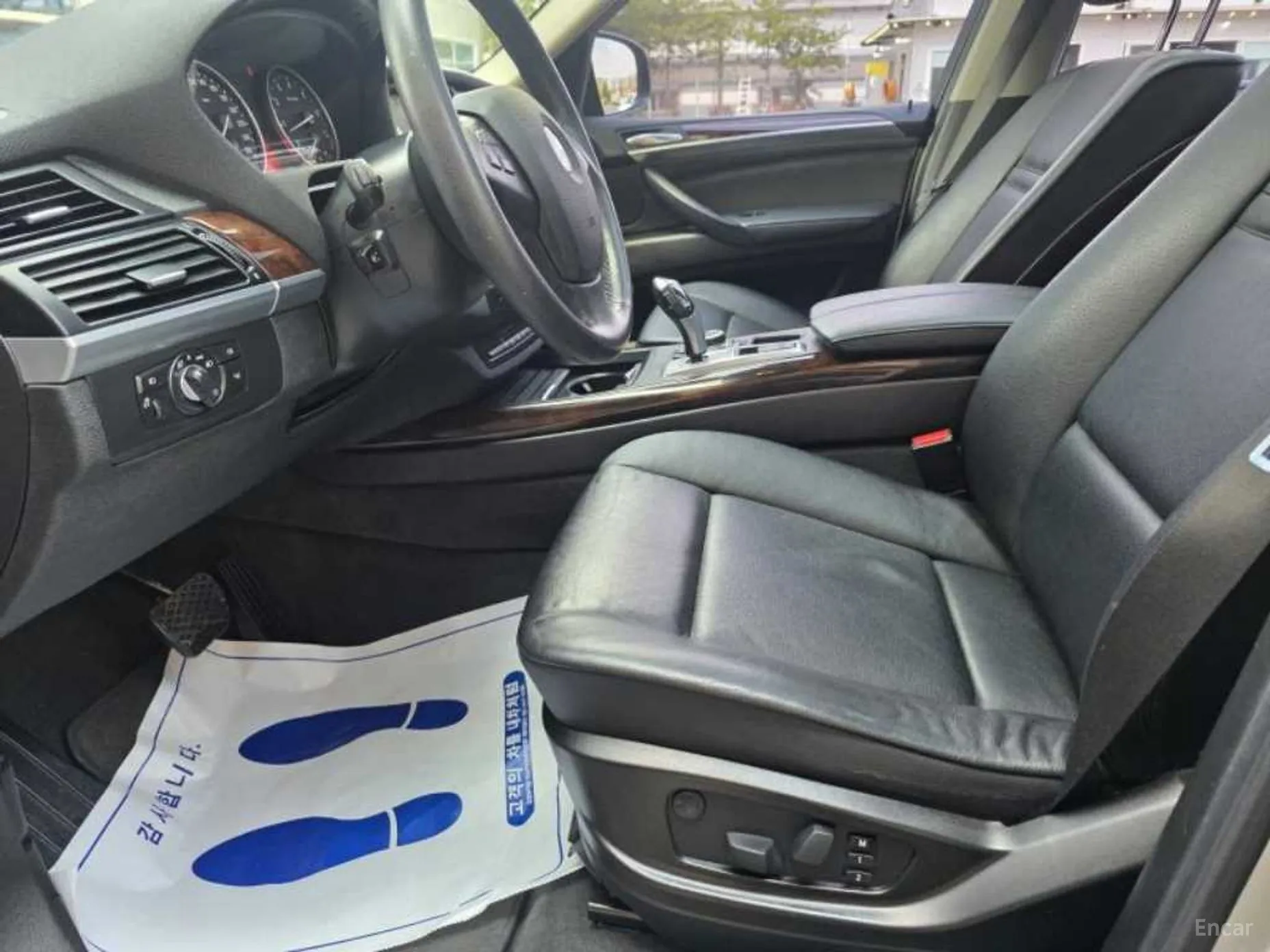 BMW X5 (E70) превью 11