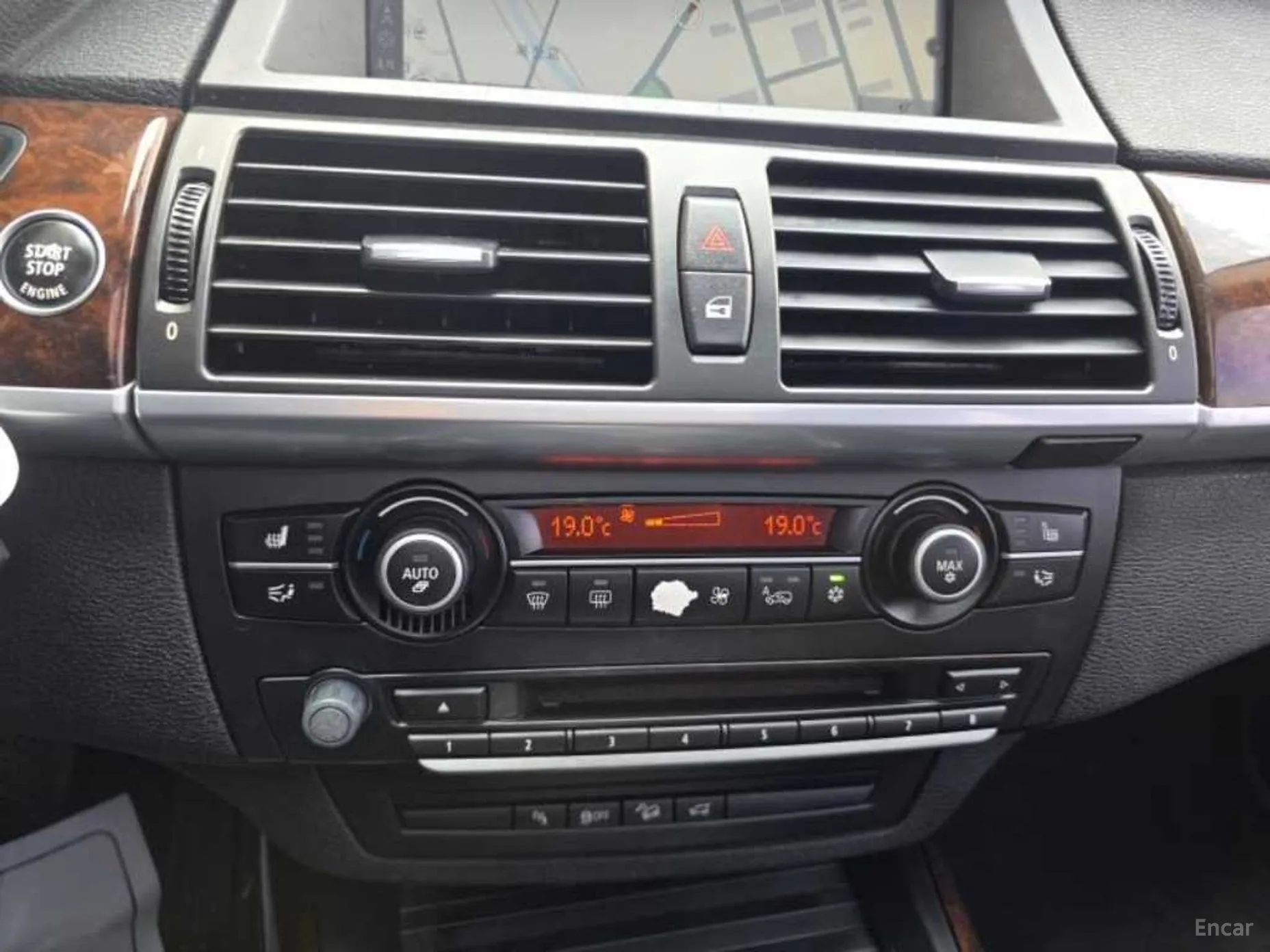 BMW X5 (E70) превью 16