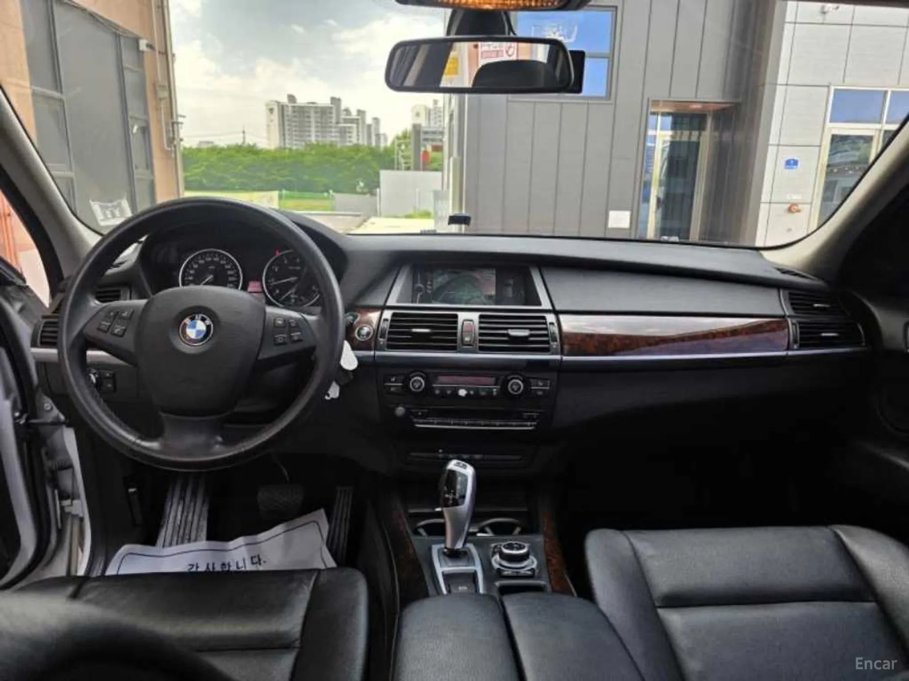 BMW X5 (E70) превью 9