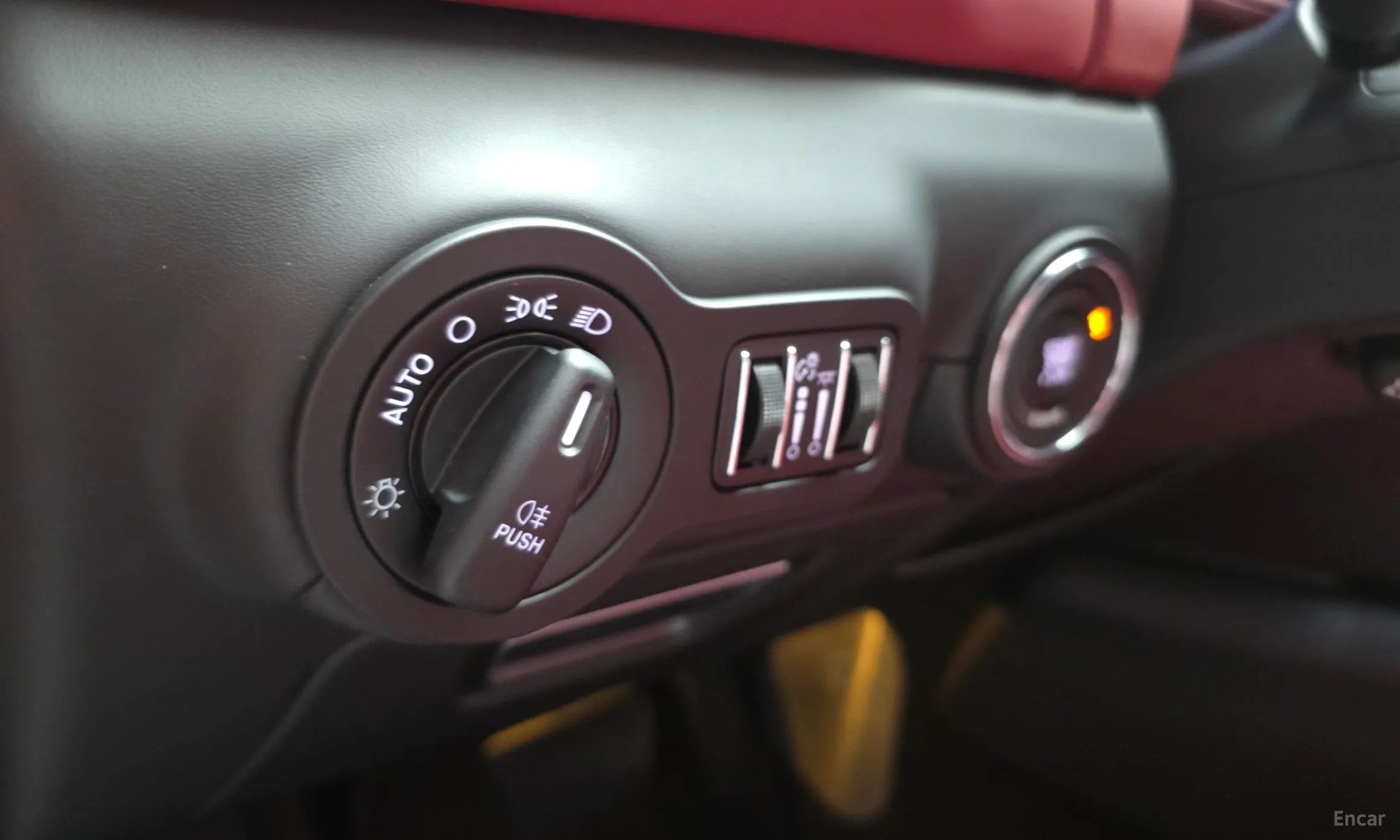 Maserati Ghibli превью 14