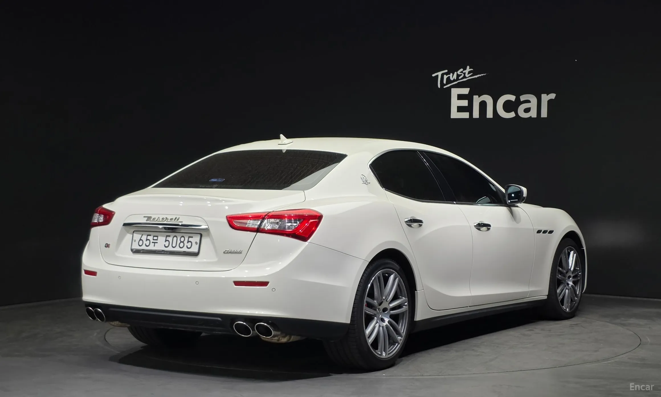 Maserati Ghibli превью 2