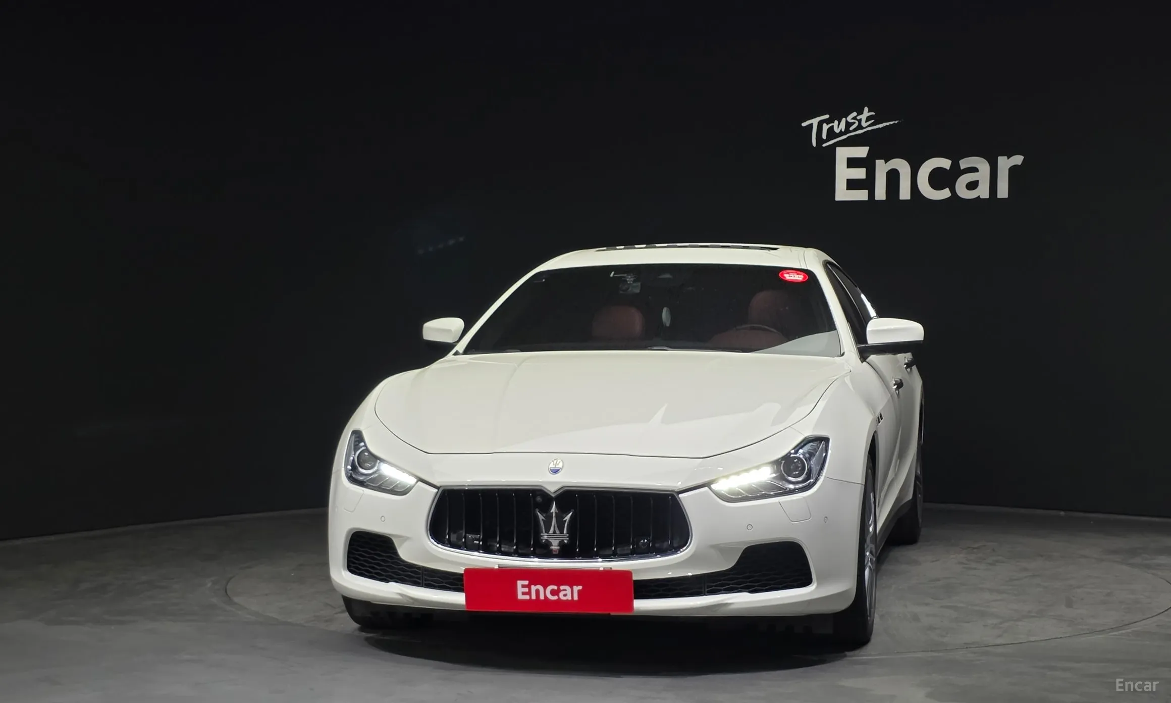 Maserati Ghibli превью 3