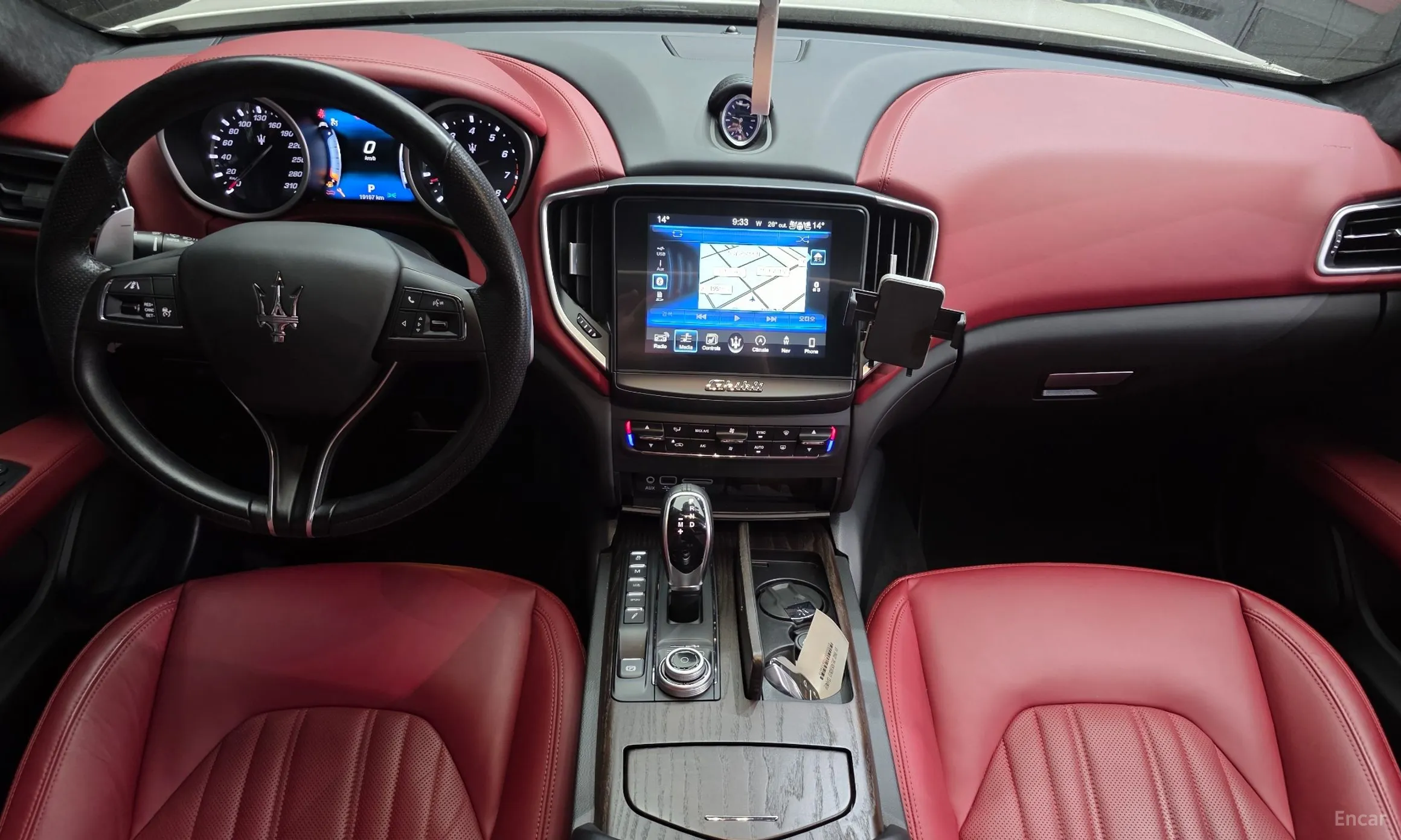 Maserati Ghibli превью 7
