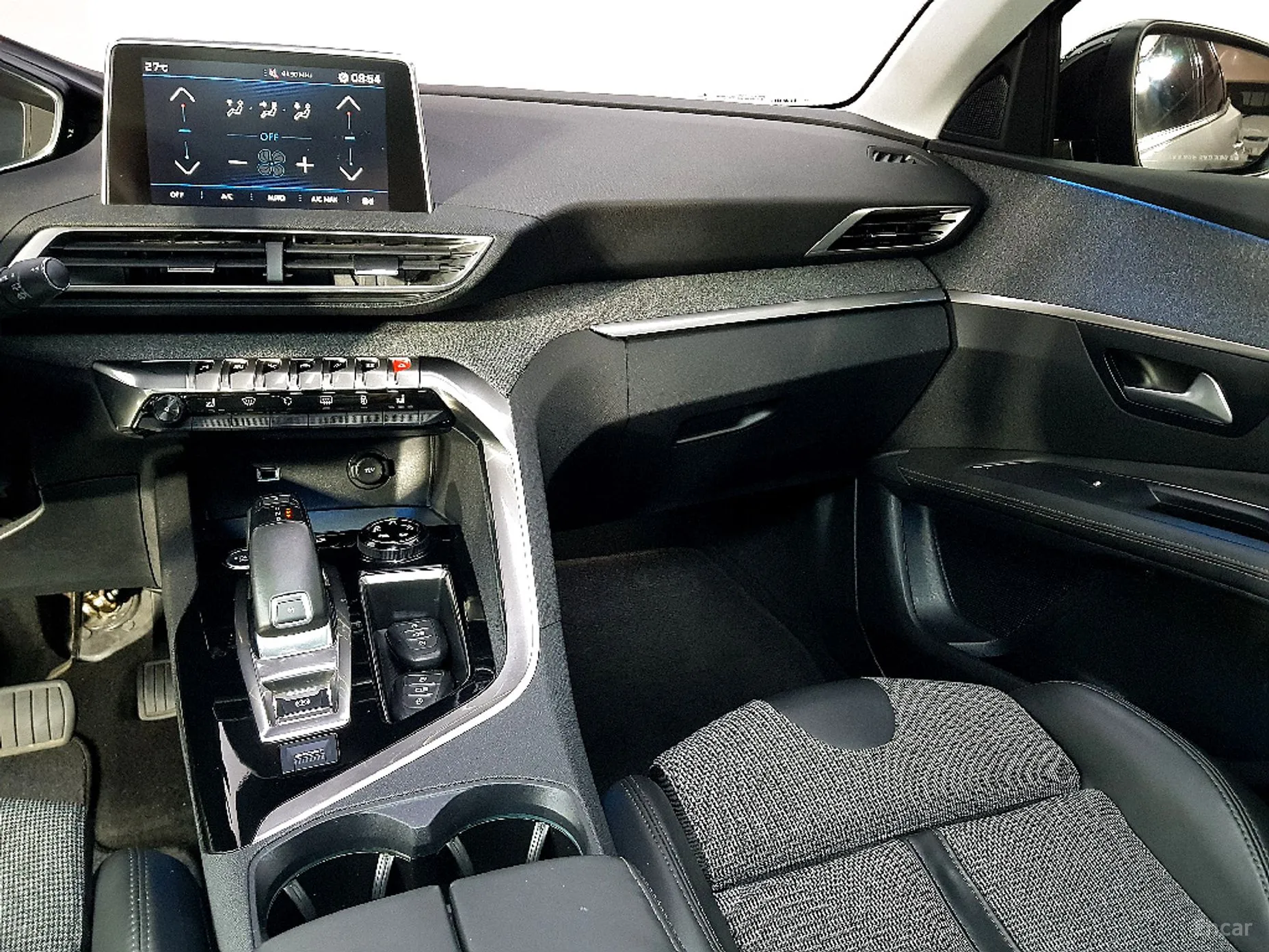 Peugeot 3008 2nd generation превью 10