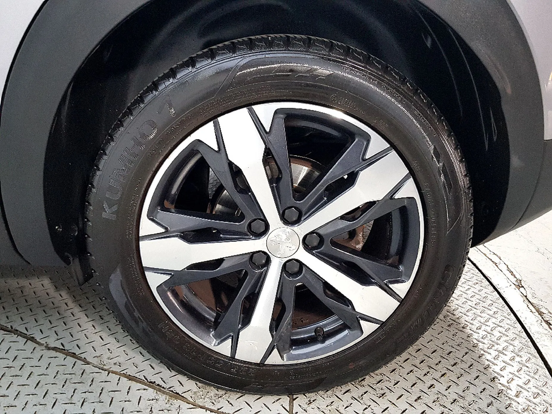 Peugeot 3008 2nd generation превью 20