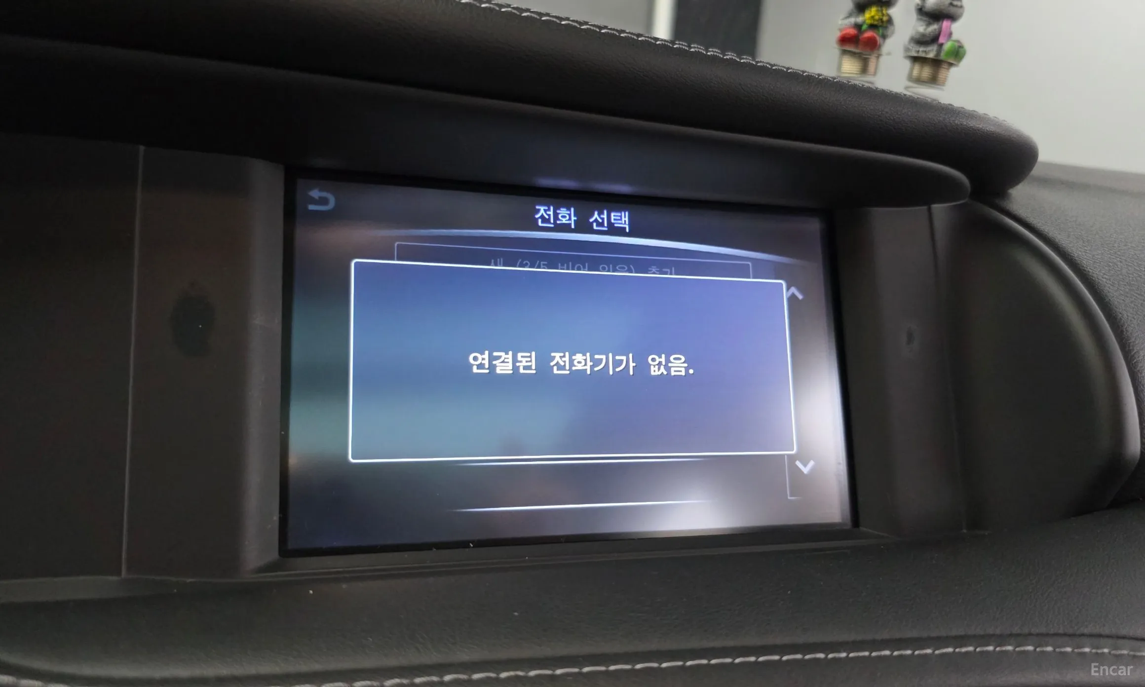 Infiniti Q30 превью 16