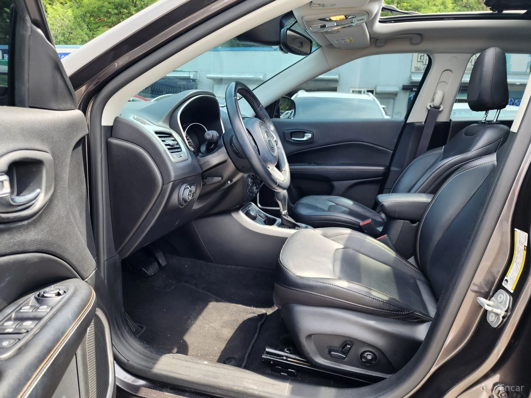 Jeep Compass 2nd Generation превью 10