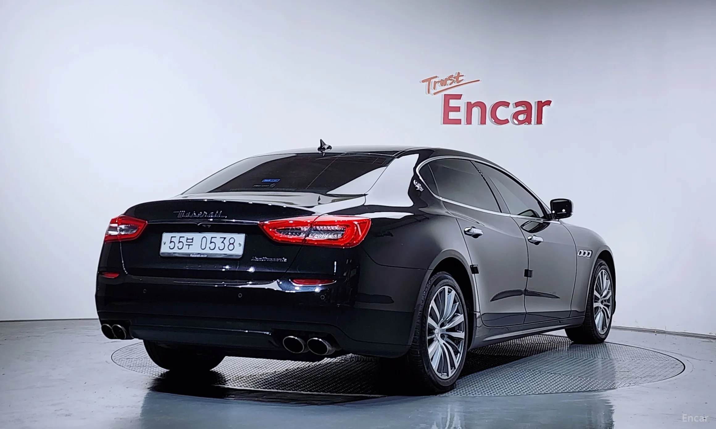 Maserati Quattroporte превью 2