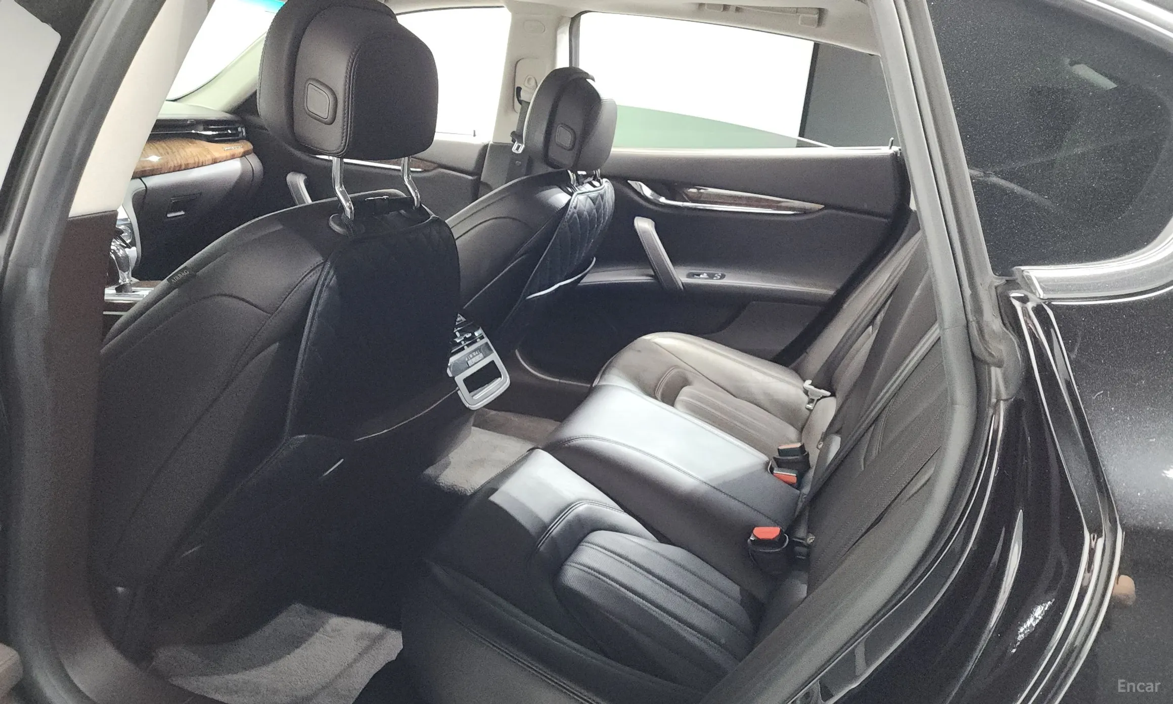 Maserati Quattroporte превью 20