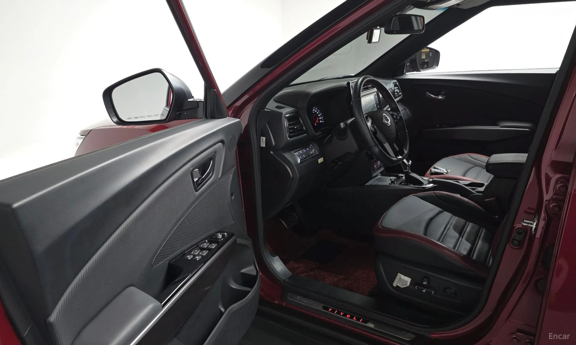 KG Mobility (SsangYong) Berry New Tivoli превью 10
