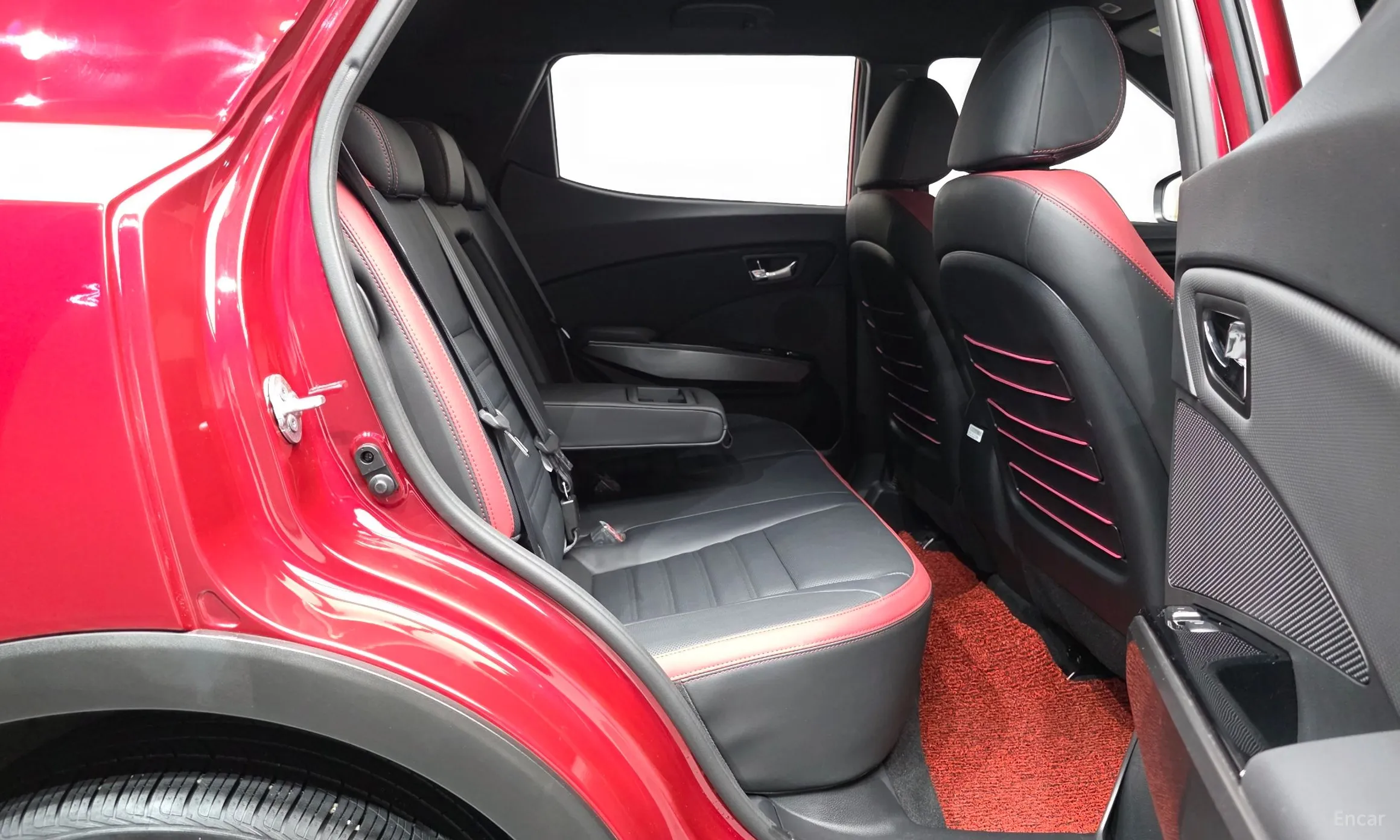 KG Mobility (SsangYong) Berry New Tivoli превью 11