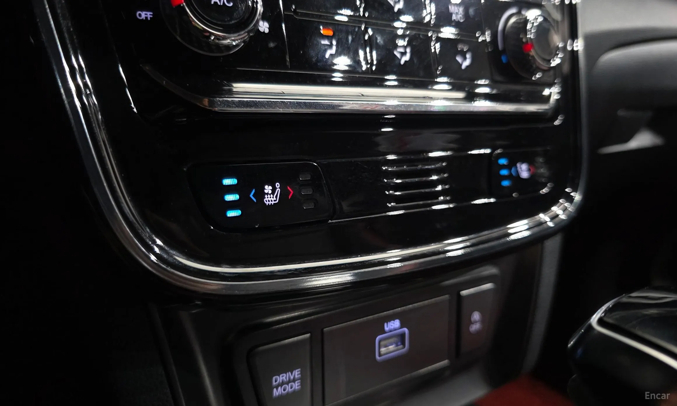KG Mobility (SsangYong) Berry New Tivoli превью 15