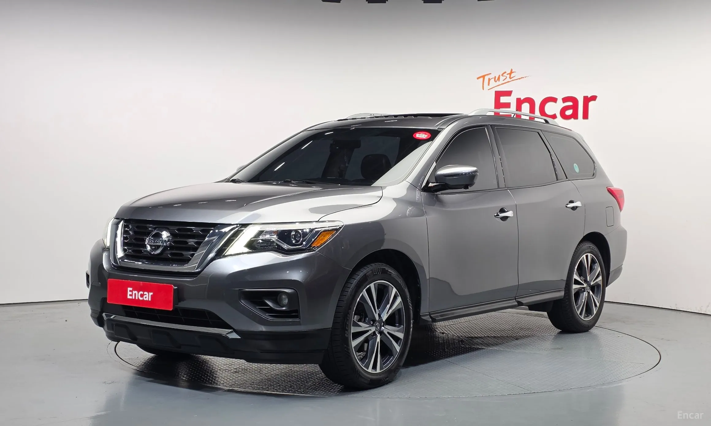Nissan Pathfinder Gen 4