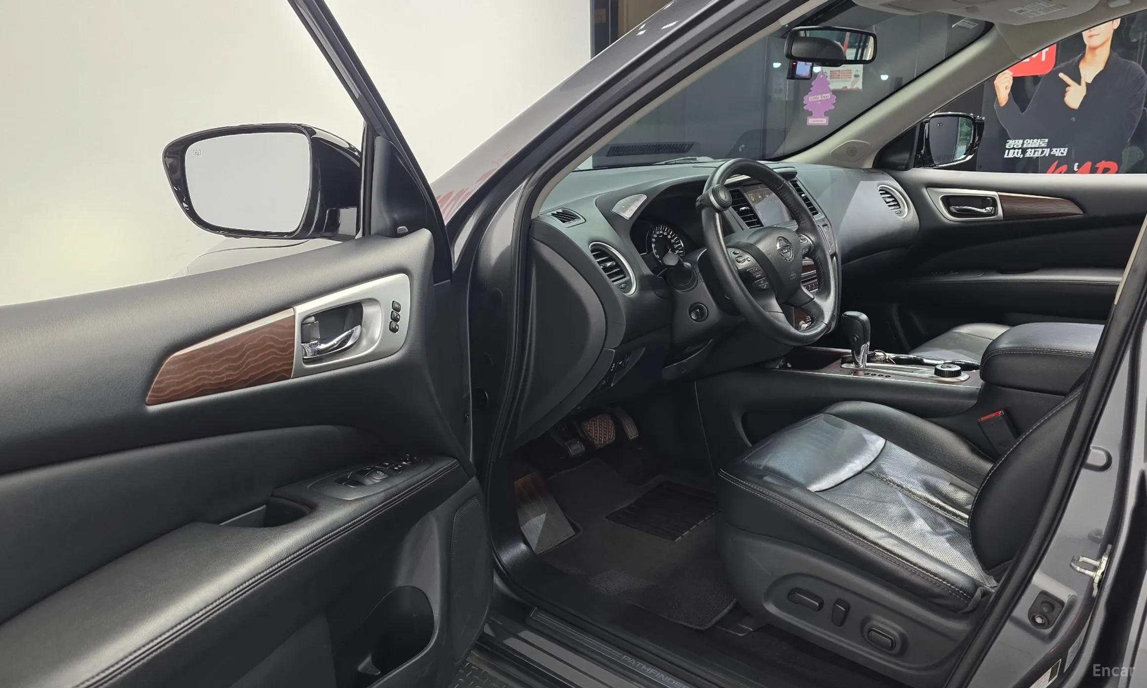 Nissan Pathfinder Gen 4 превью 10