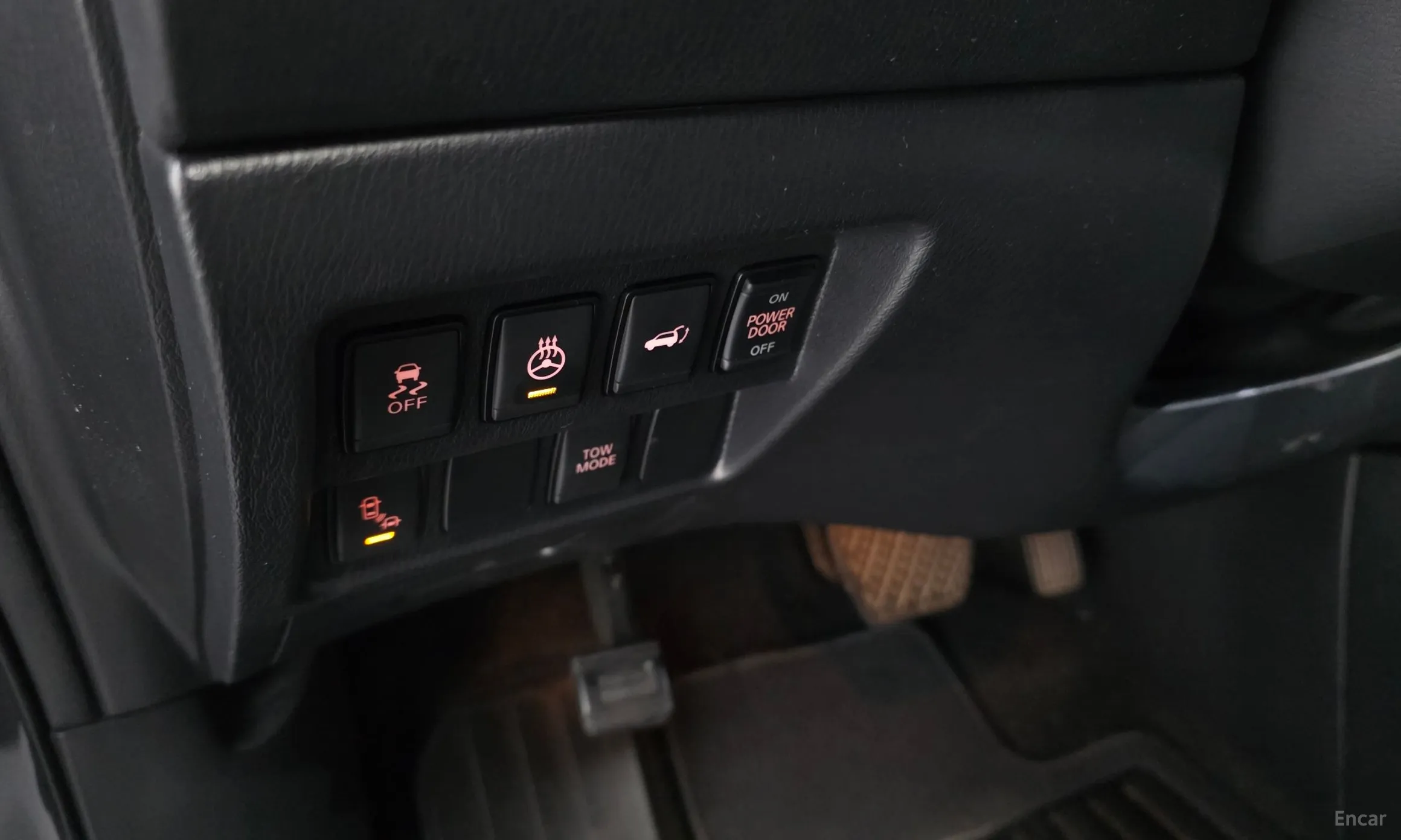 Nissan Pathfinder Gen 4 превью 14
