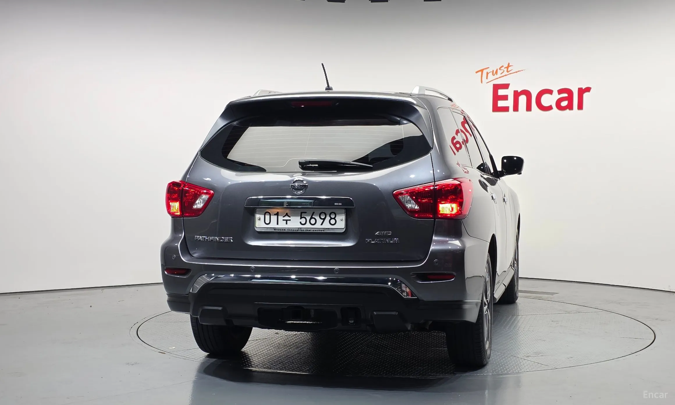 Nissan Pathfinder Gen 4 превью 4