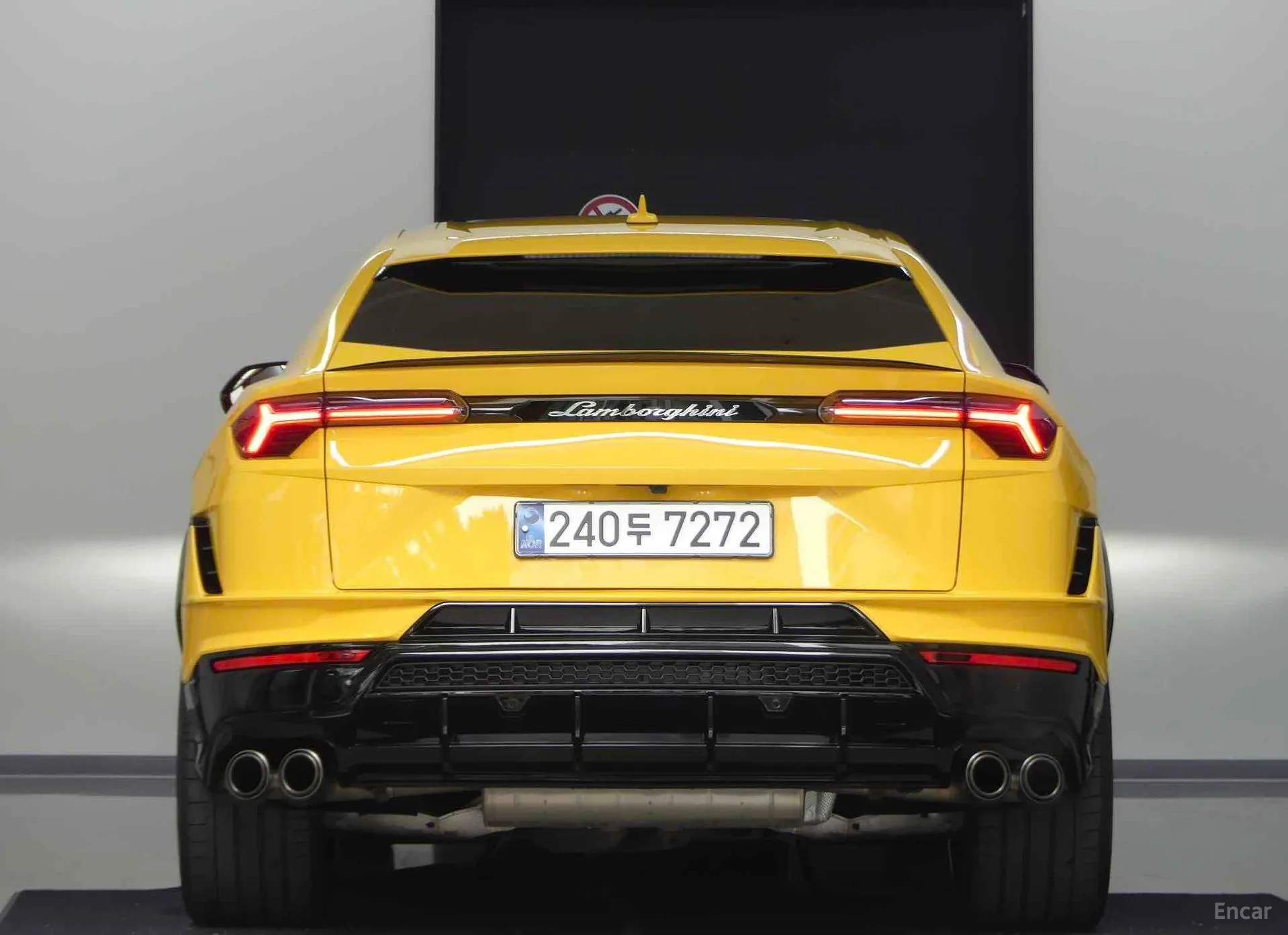 Lamborghini Urus превью 3