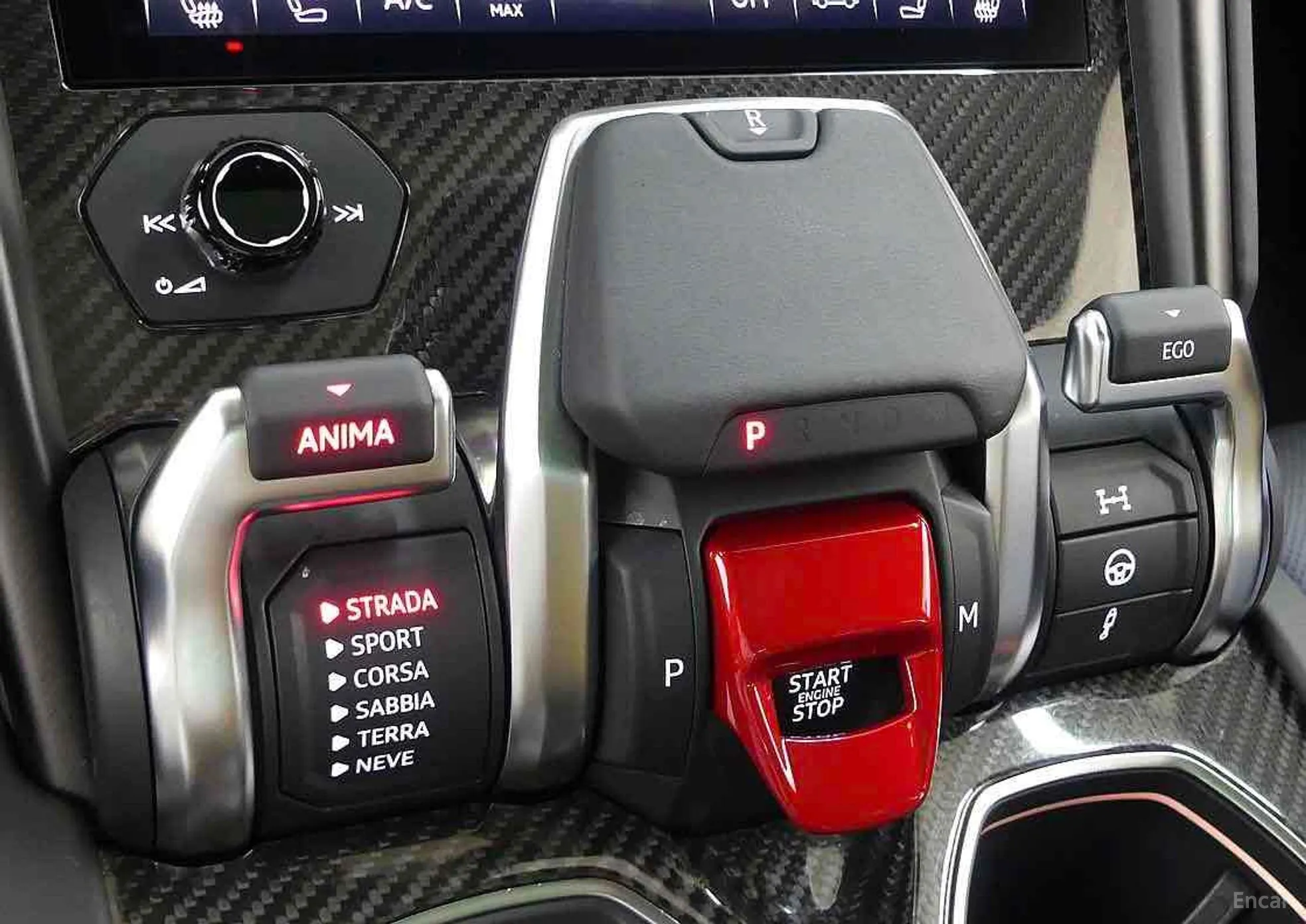 Lamborghini Urus превью 7