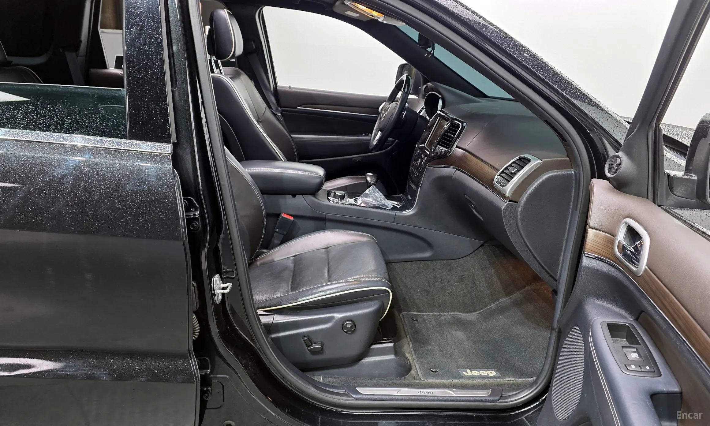 Jeep Grand Cherokee превью 11
