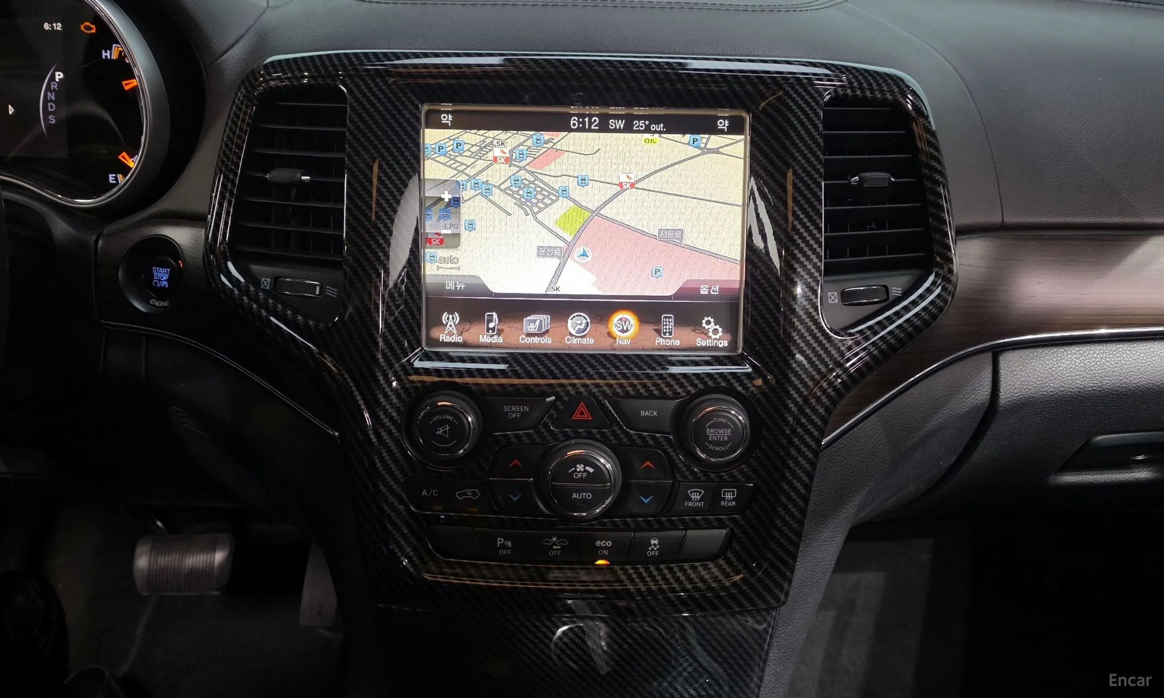 Jeep Grand Cherokee превью 14