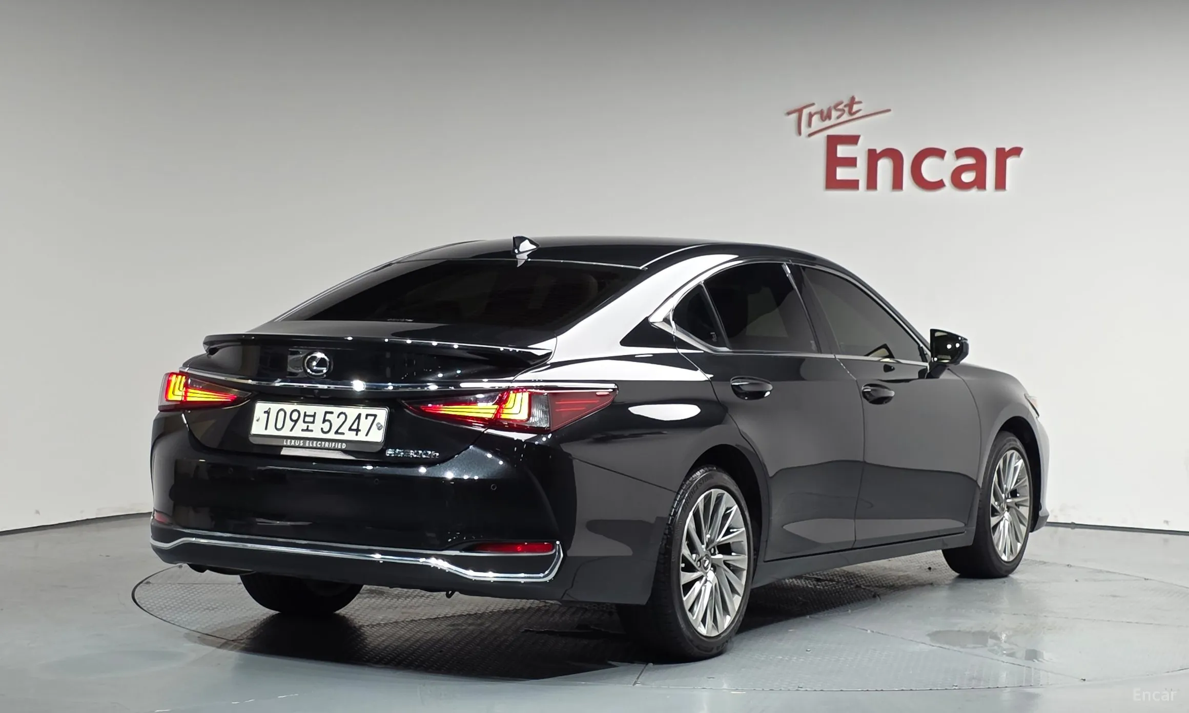 Lexus ES300h 7th Generation превью 2