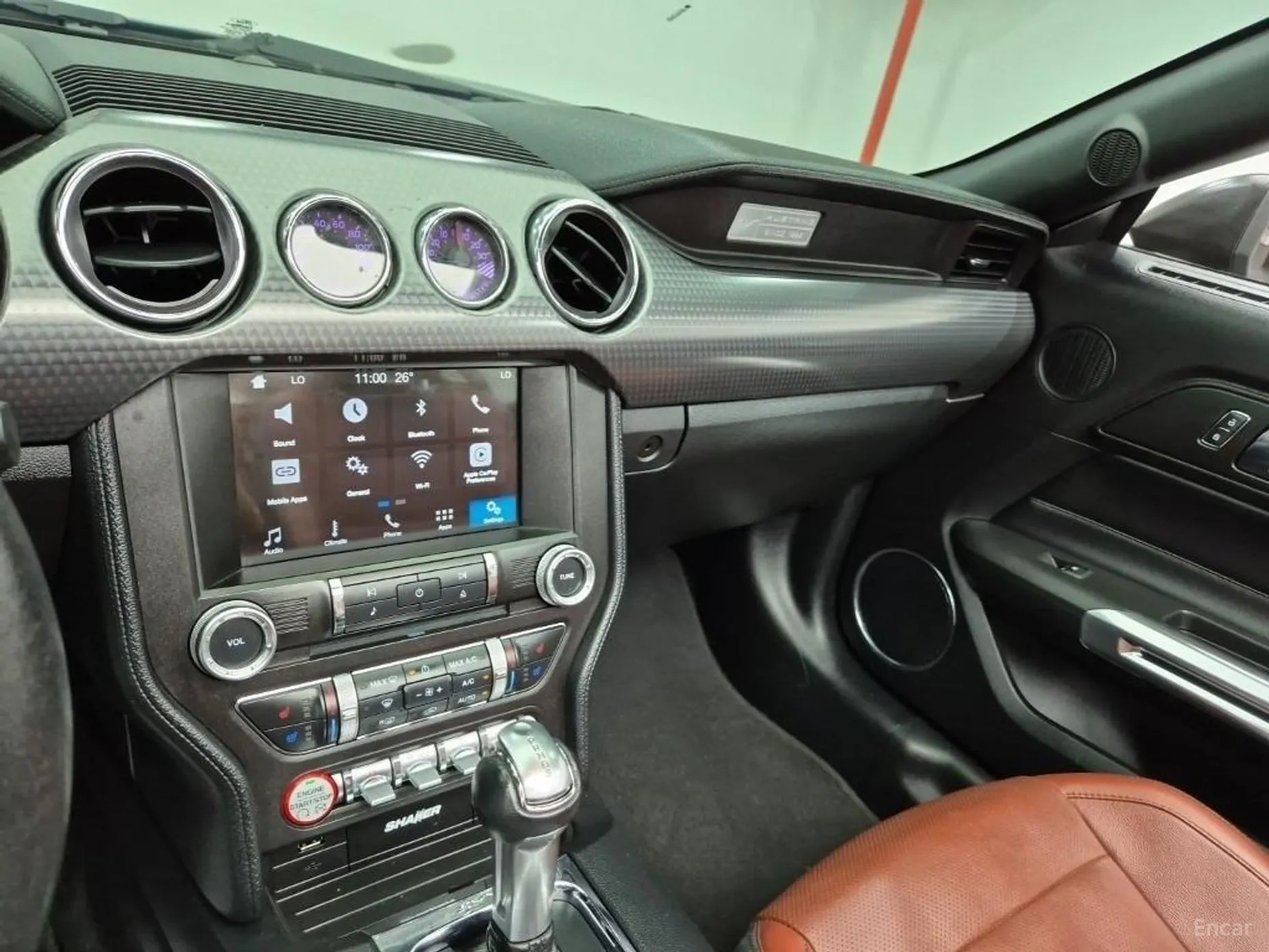 Ford Mustang превью 10