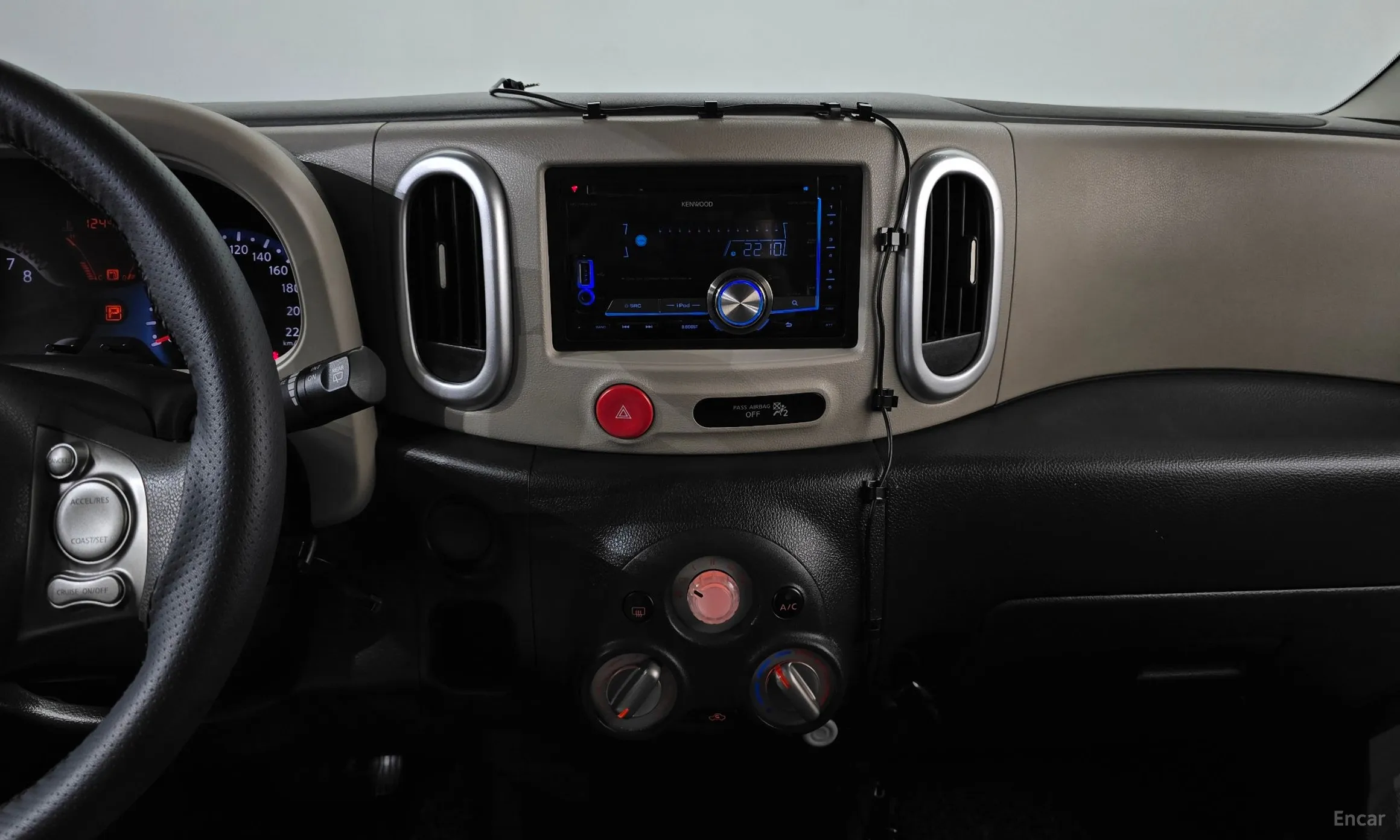 Nissan Cube превью 14