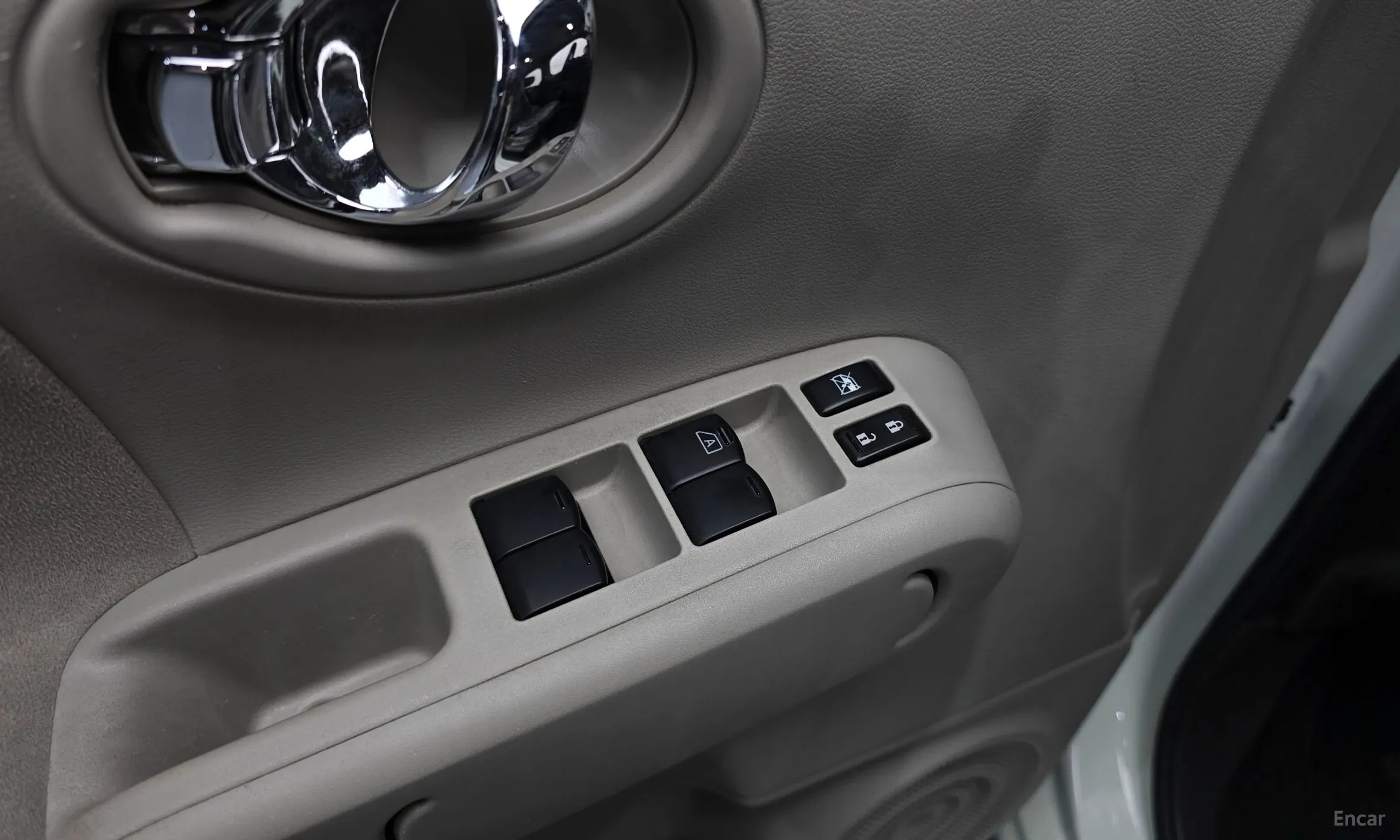 Nissan Cube превью 18