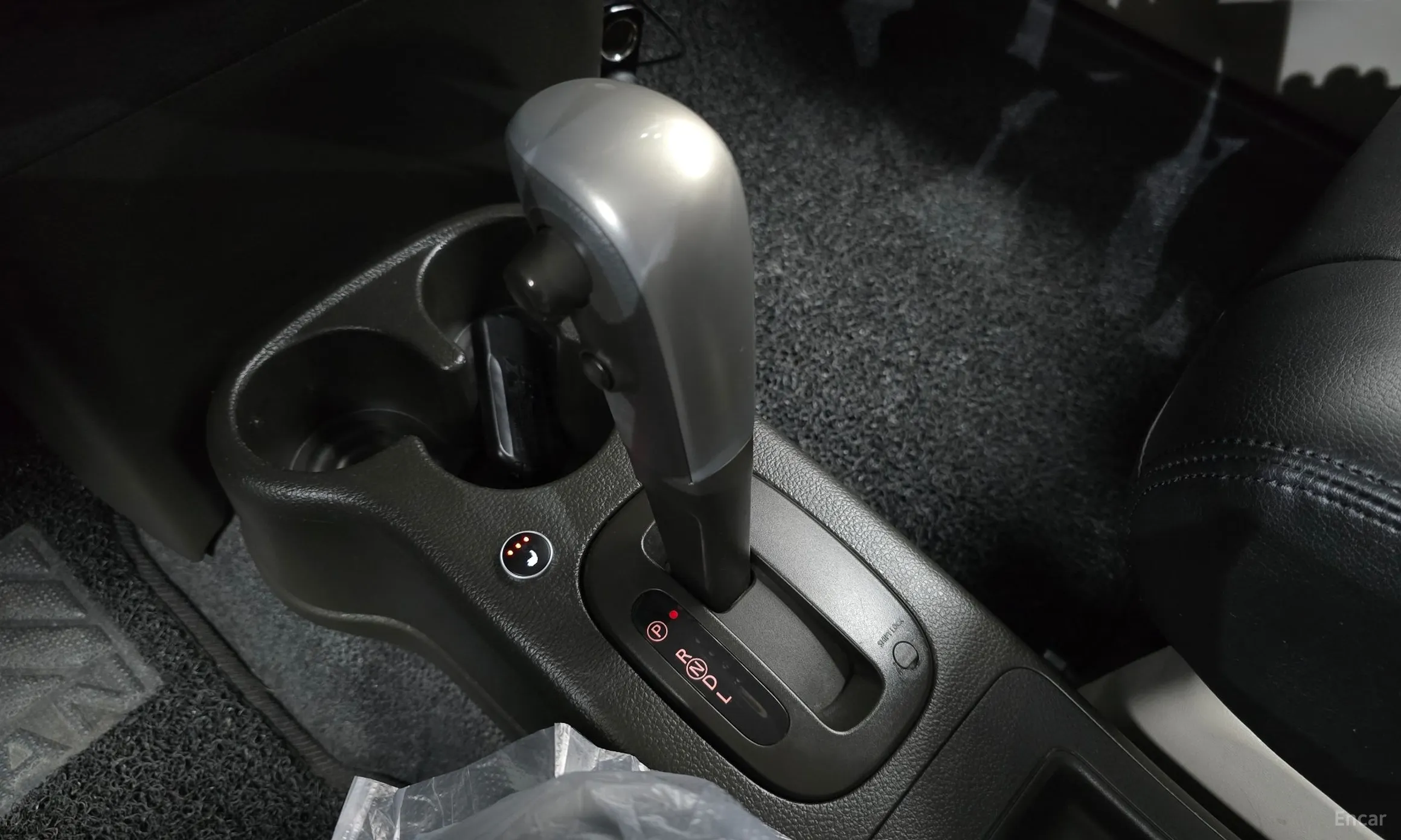 Nissan Cube превью 9