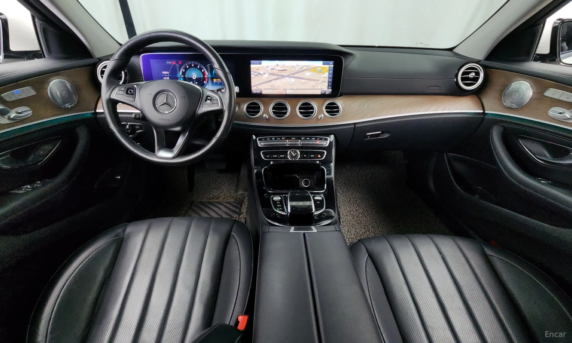 Mercedes Benz E-Class W213 превью 7