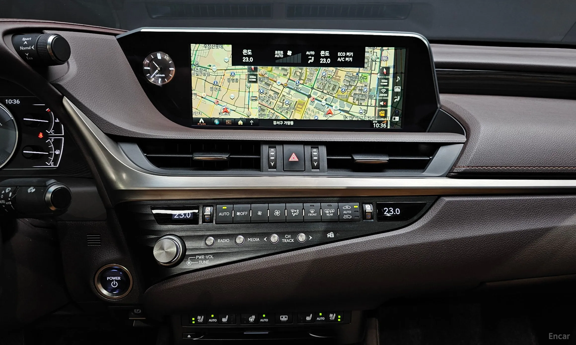Lexus ES300h 7th Generation превью 14
