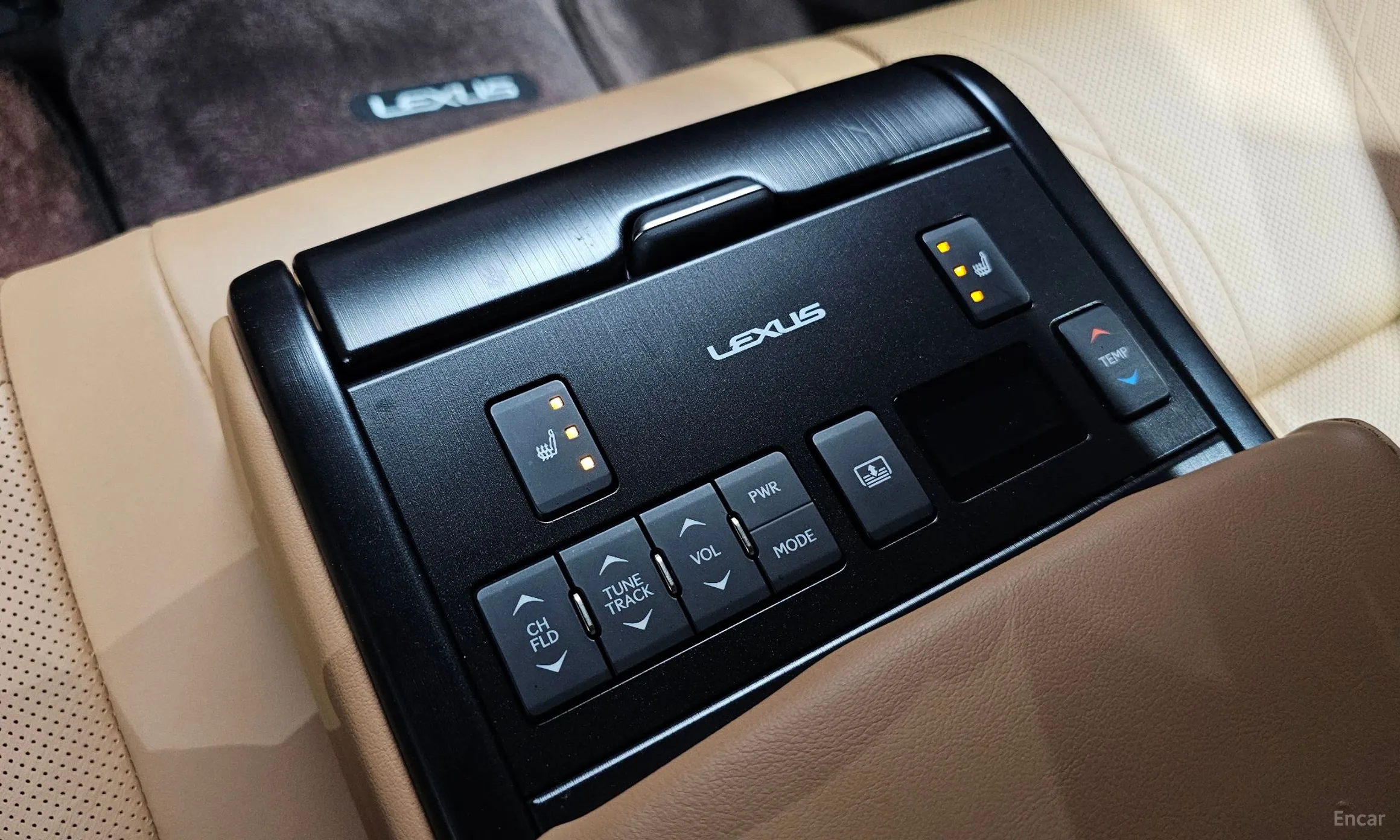 Lexus ES300h 7th Generation превью 19