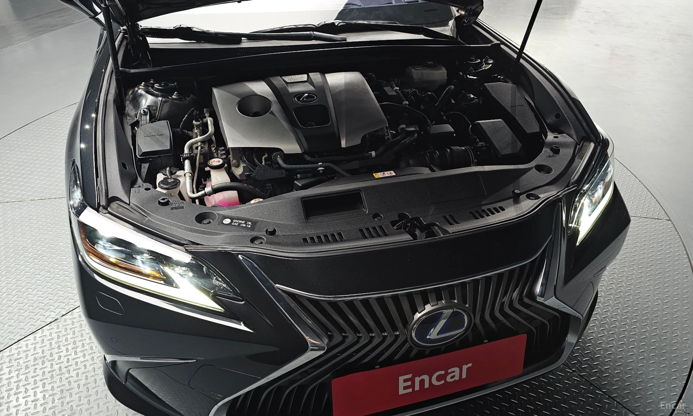 Lexus ES300h 7th Generation превью 6