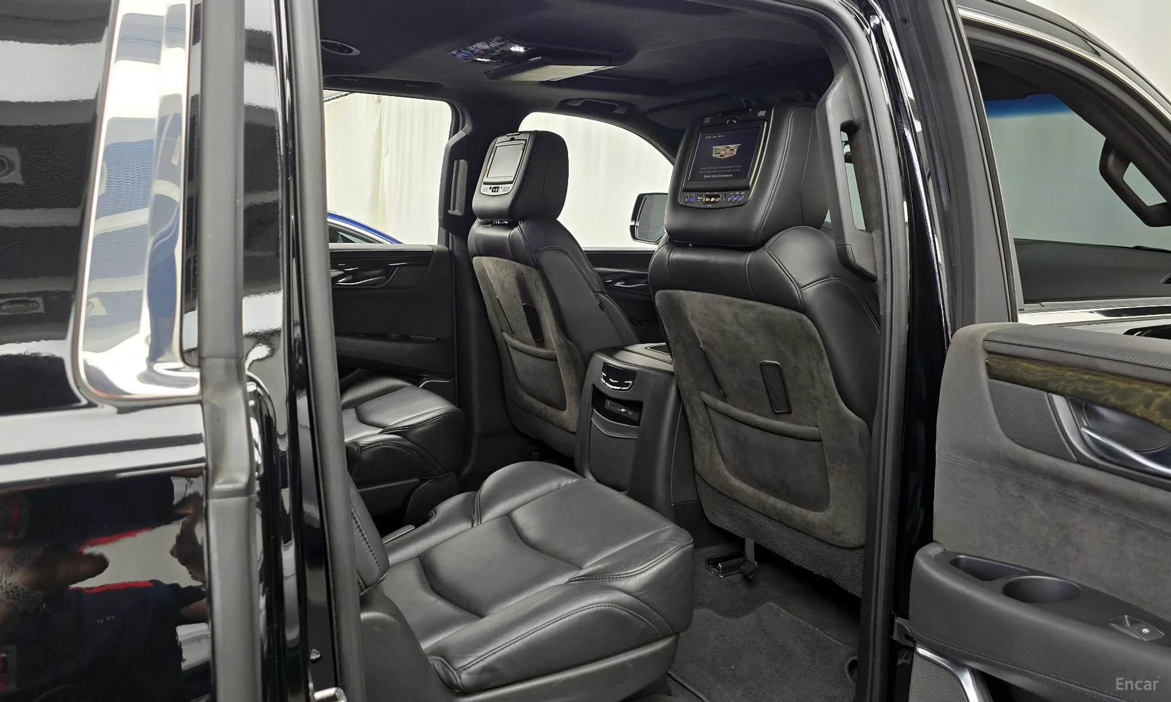 Cadillac Escalade превью 11