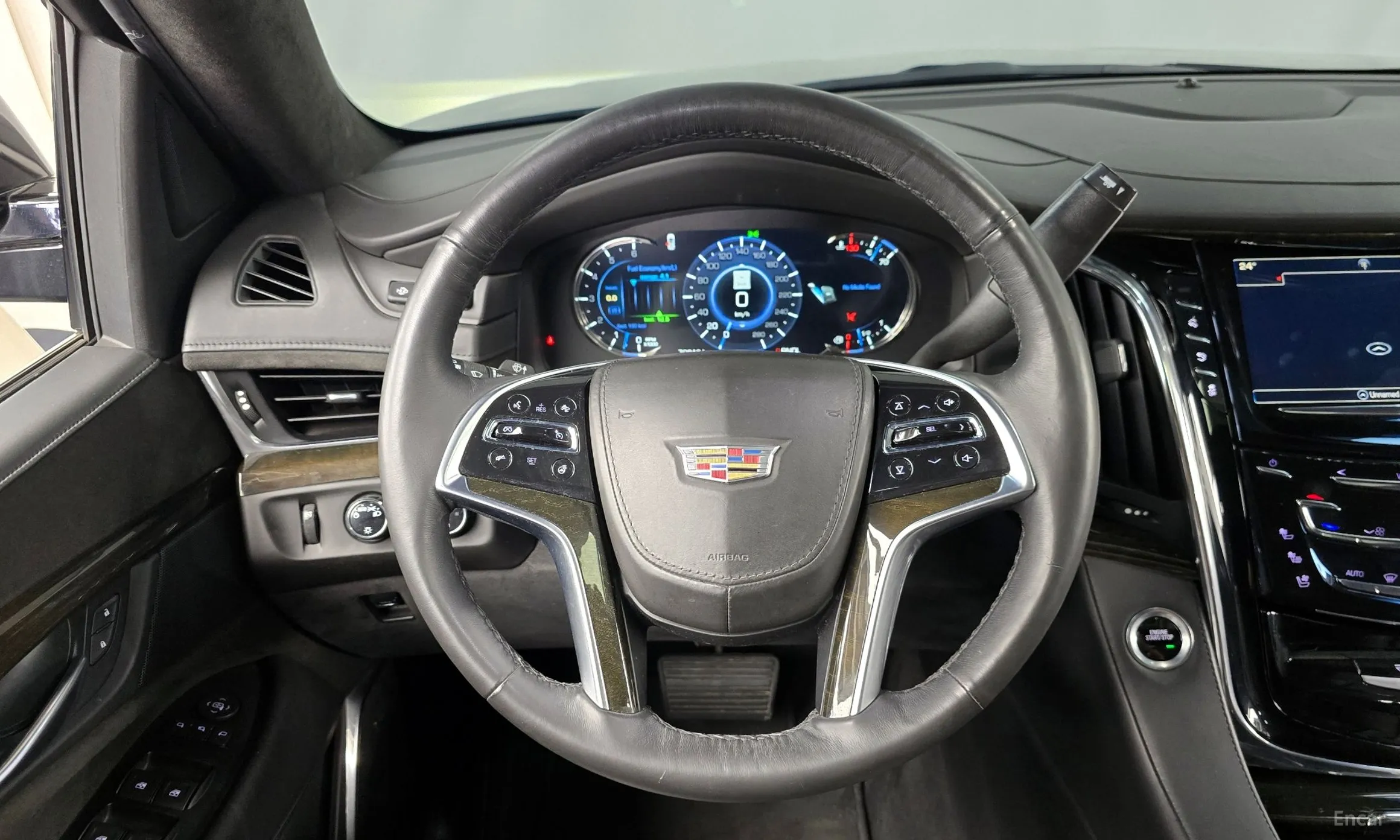 Cadillac Escalade превью 13