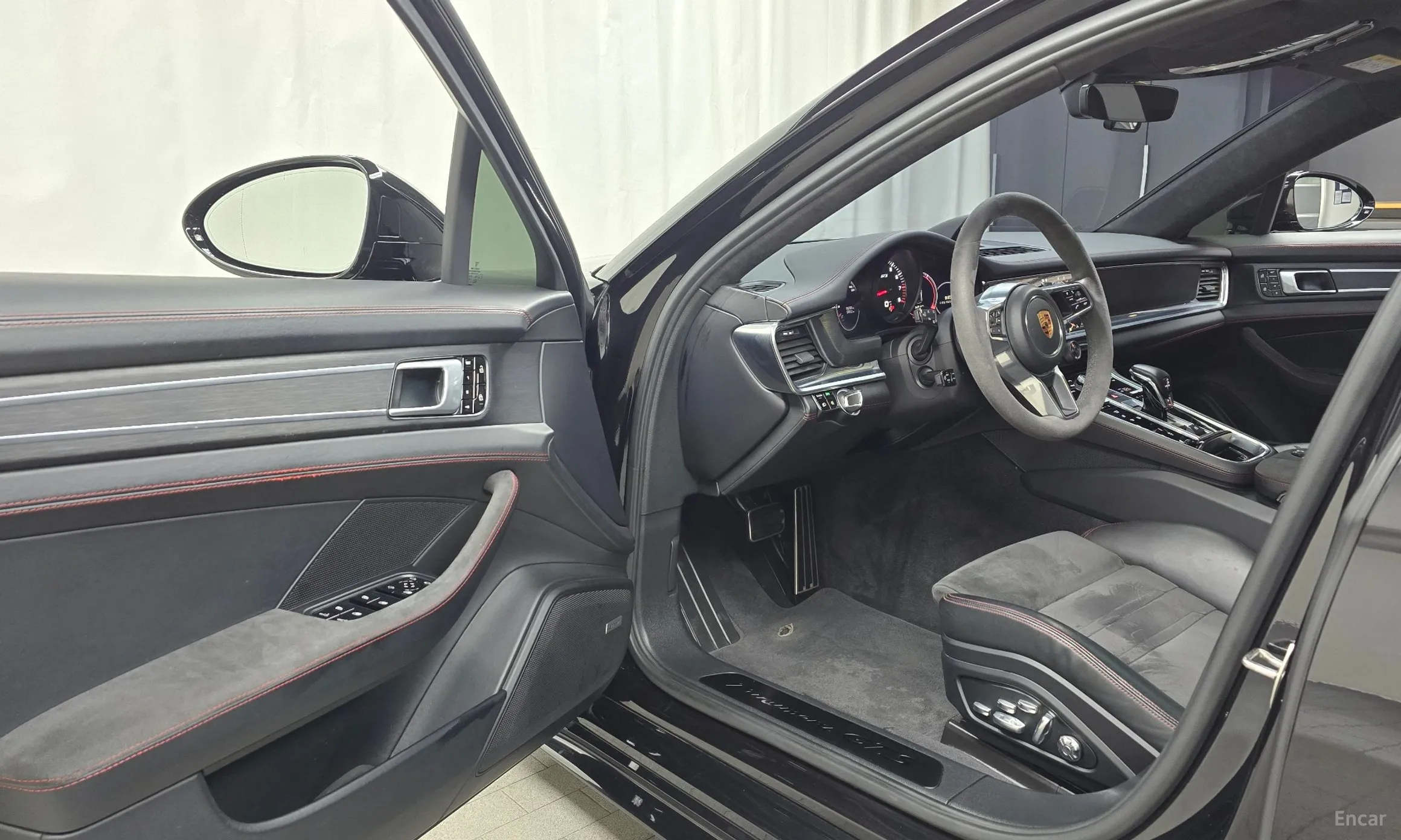 Porsche Panamera (971) превью 10