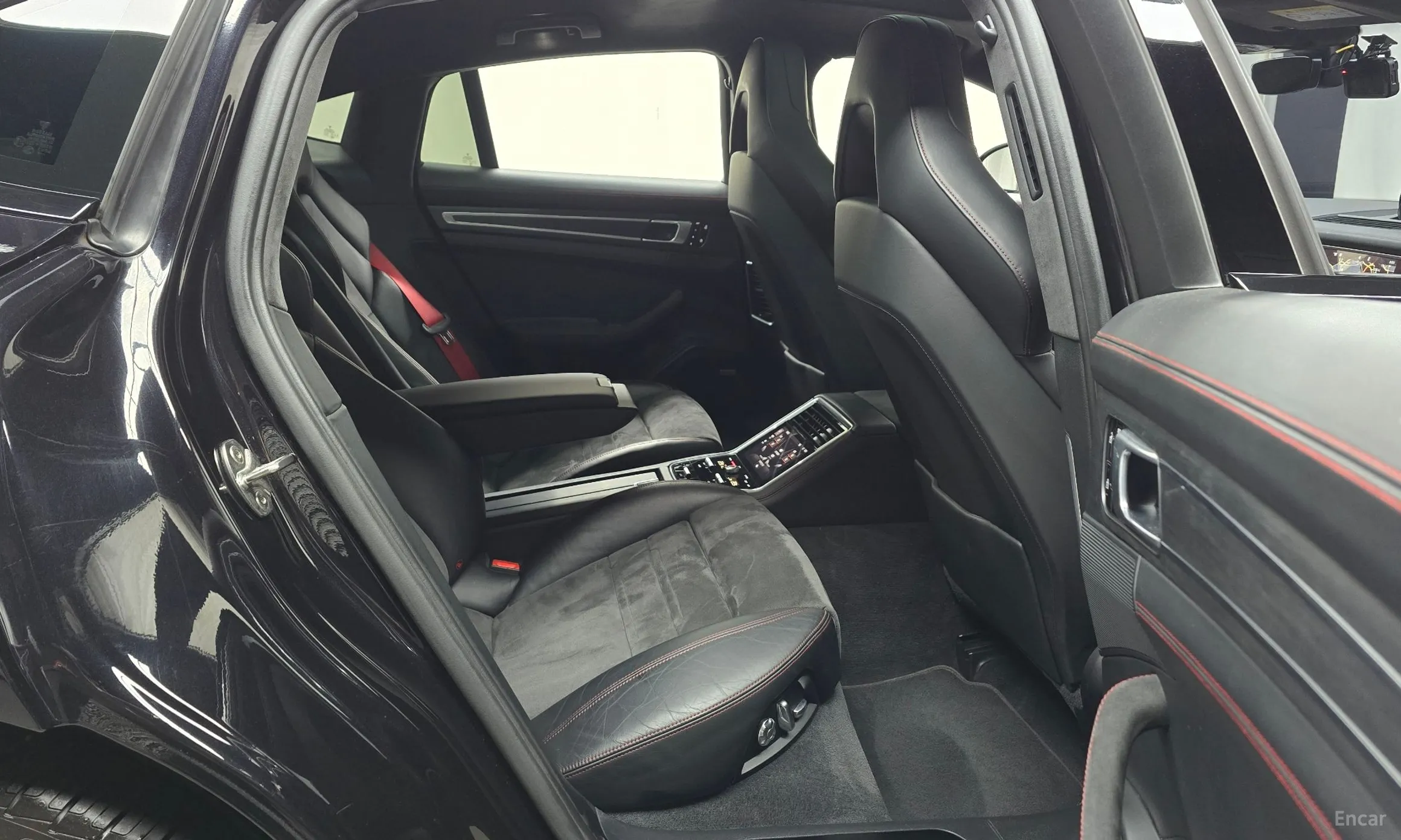 Porsche Panamera (971) превью 11