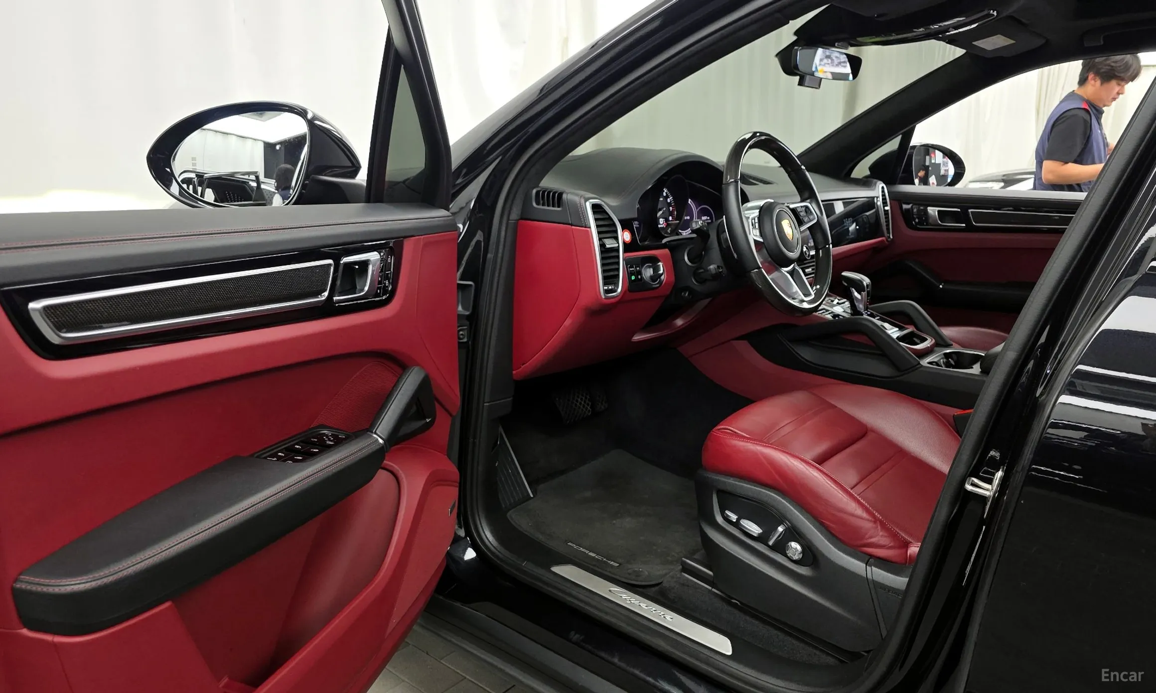 Porsche Cayenne (PO536) превью 10