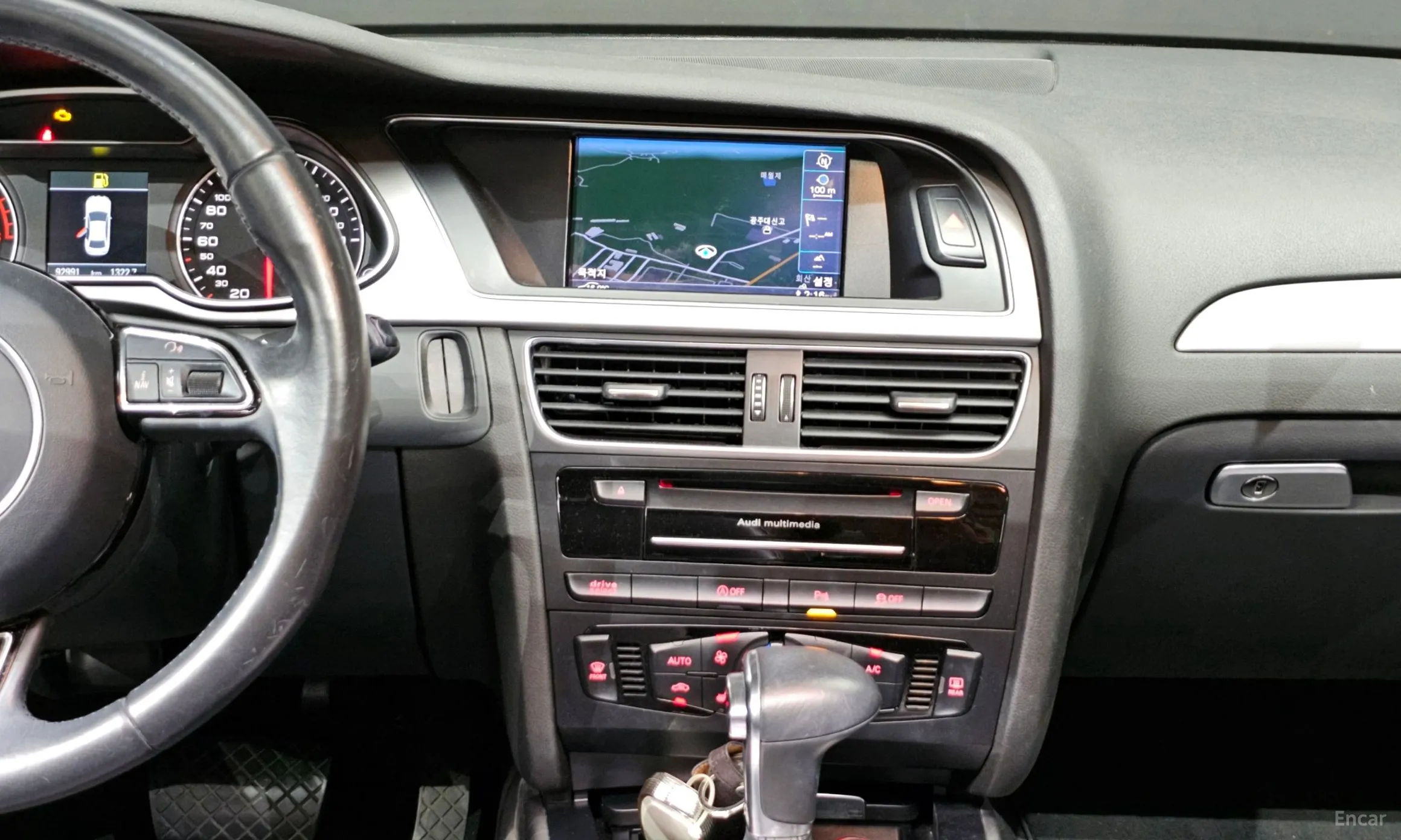 Audi New A4 превью 12