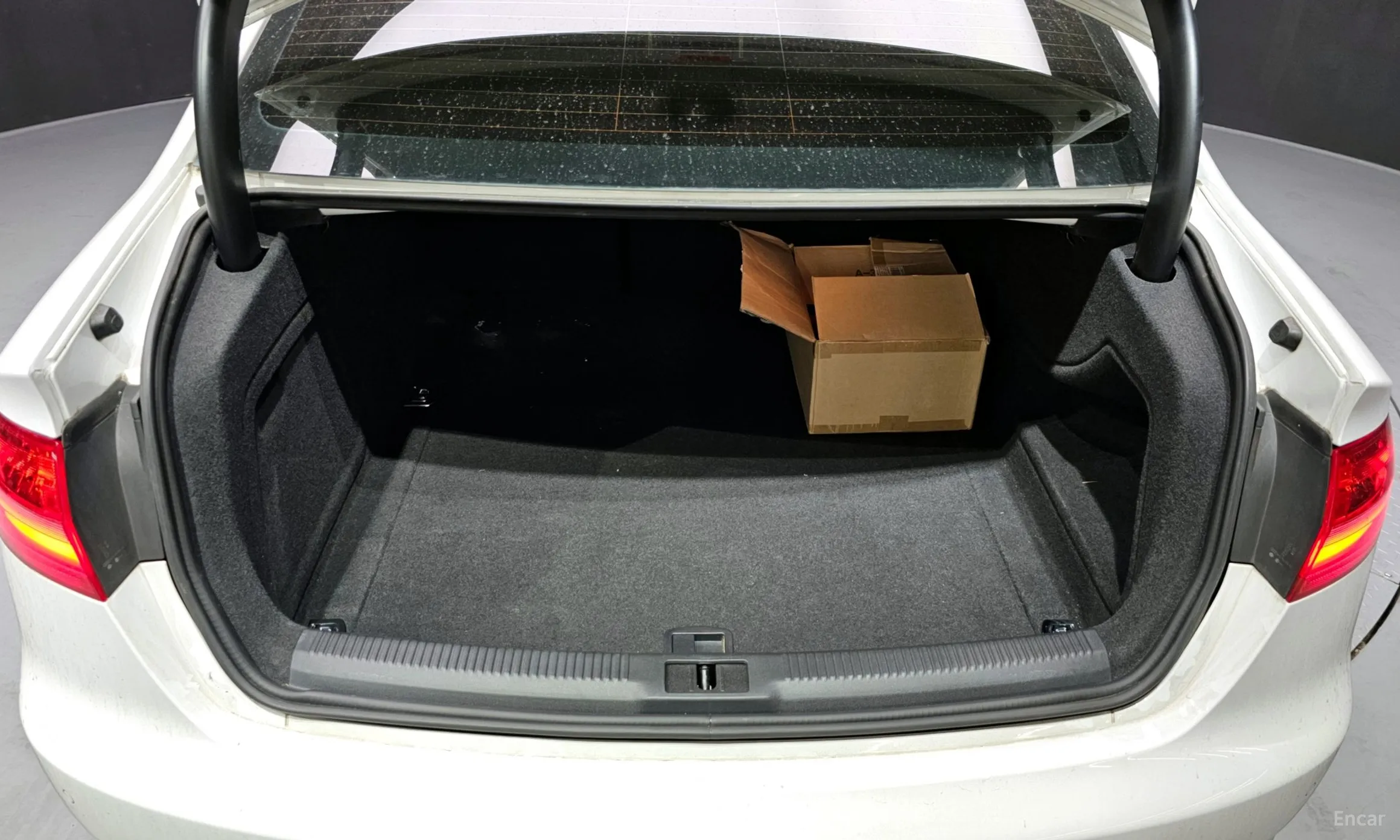 Audi New A4 превью 15