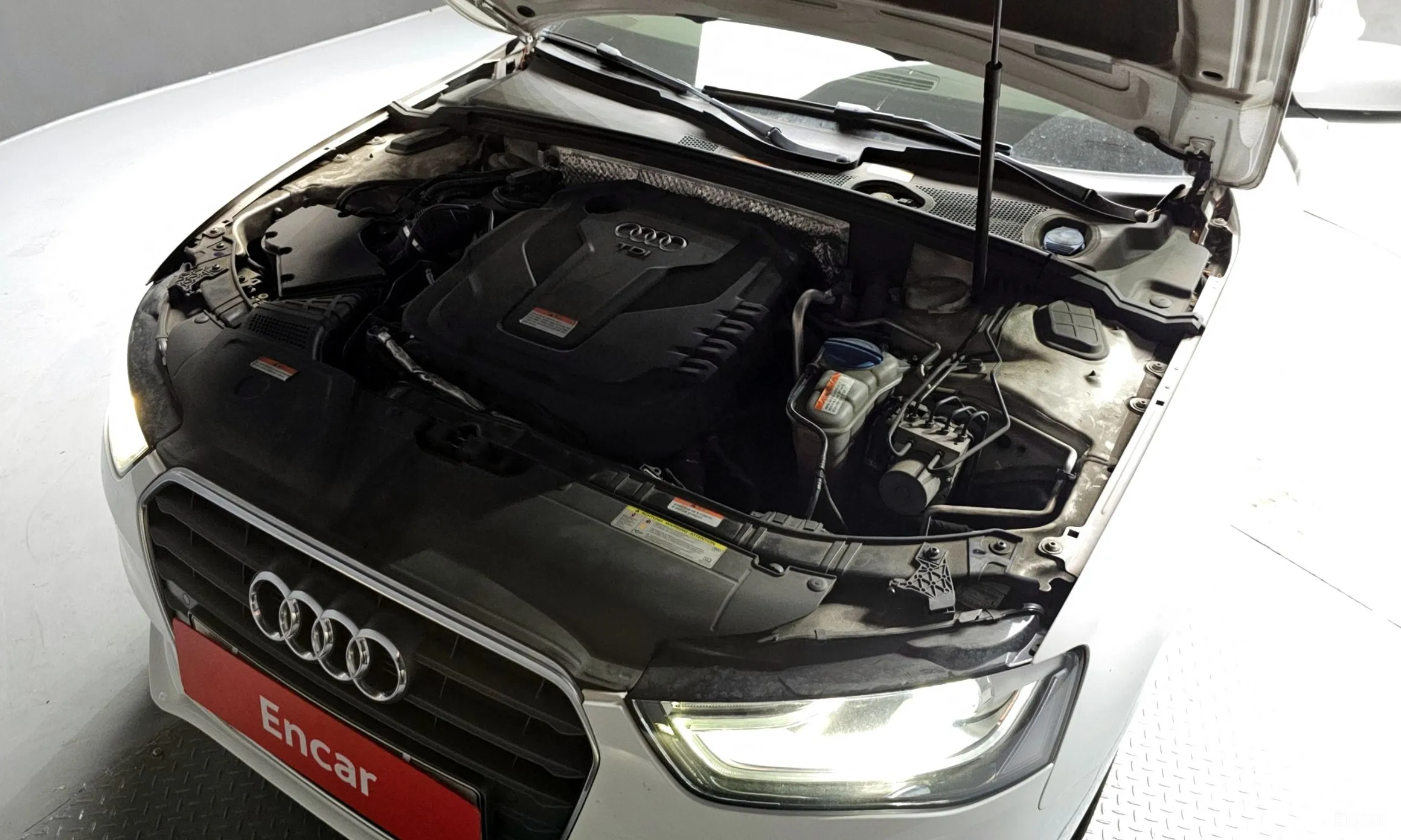Audi New A4 превью 6