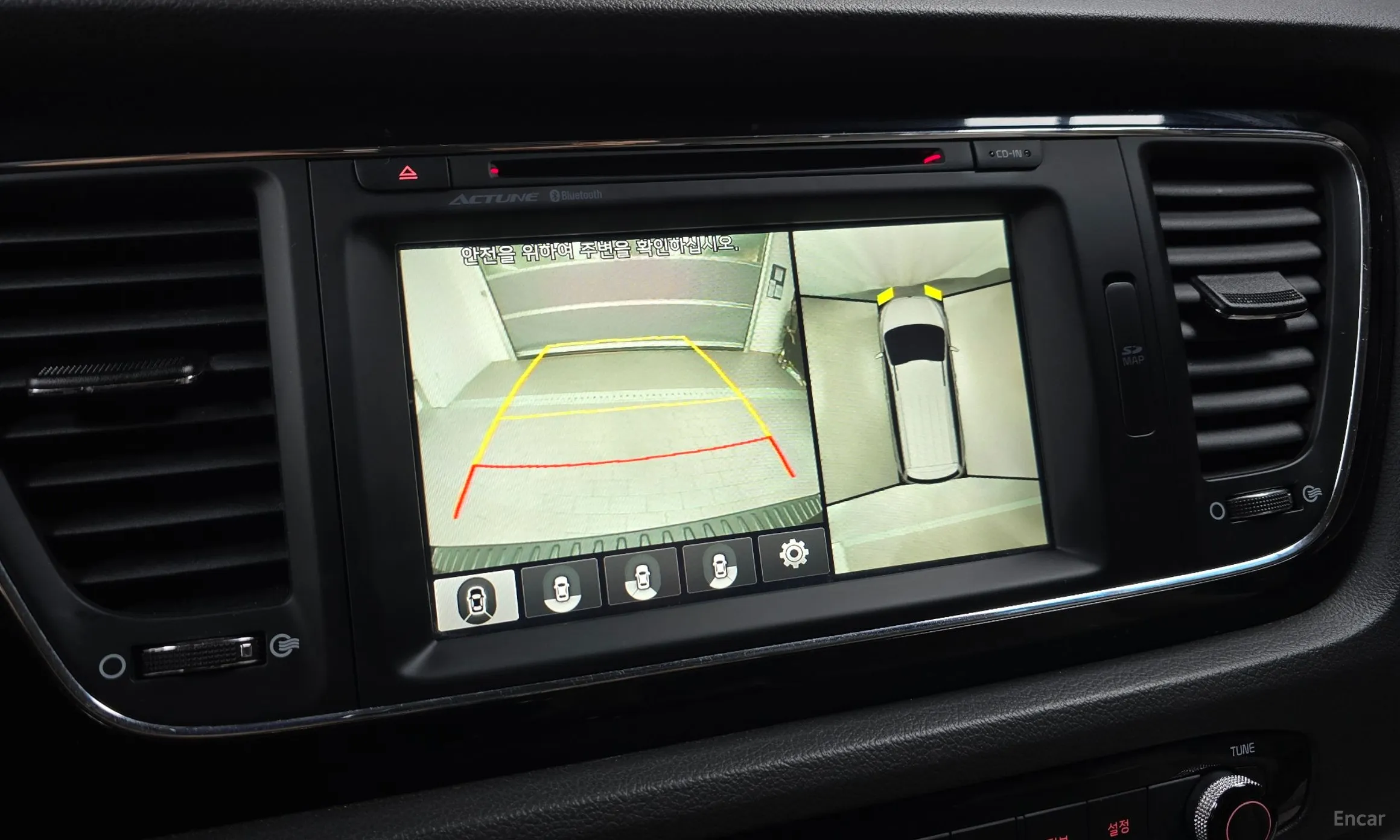 Kia Carnival превью 14