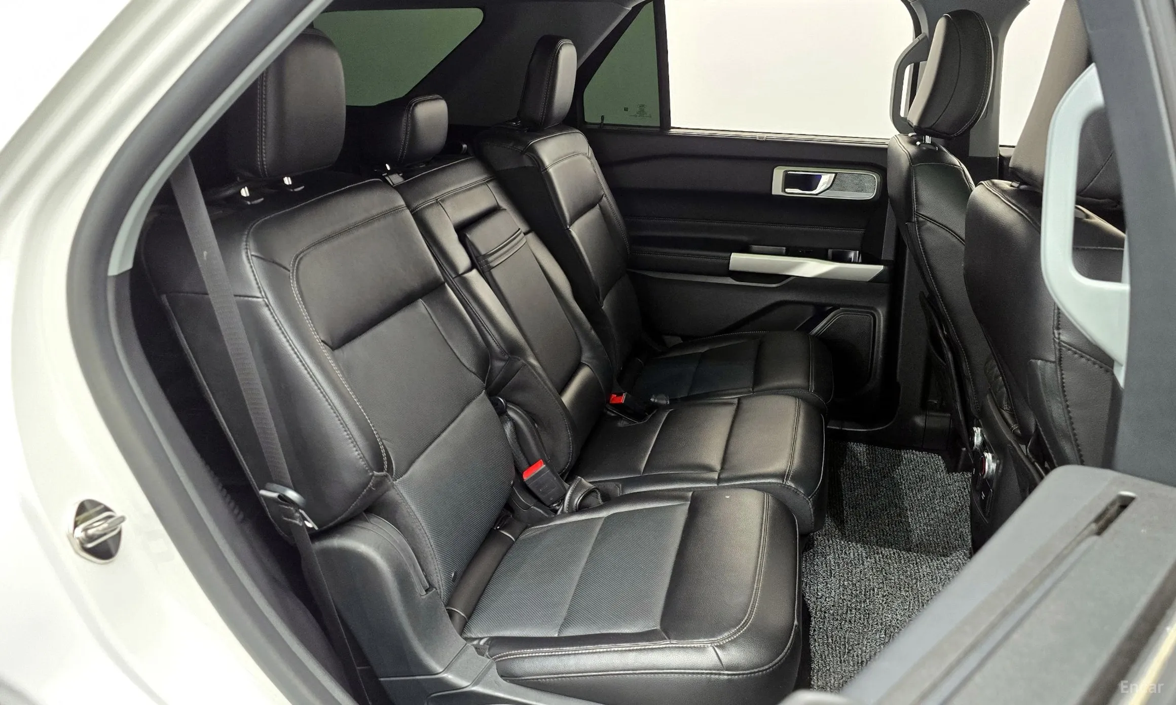 Ford Explorer 6th Generation превью 11