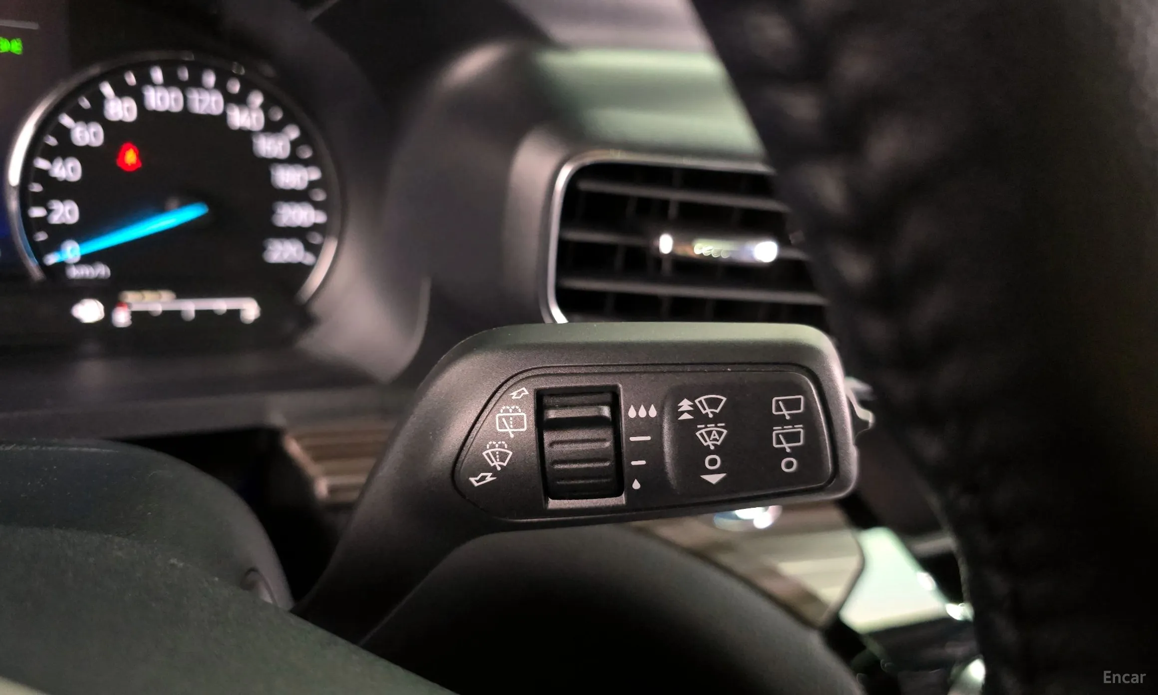 Ford Explorer 6th Generation превью 20