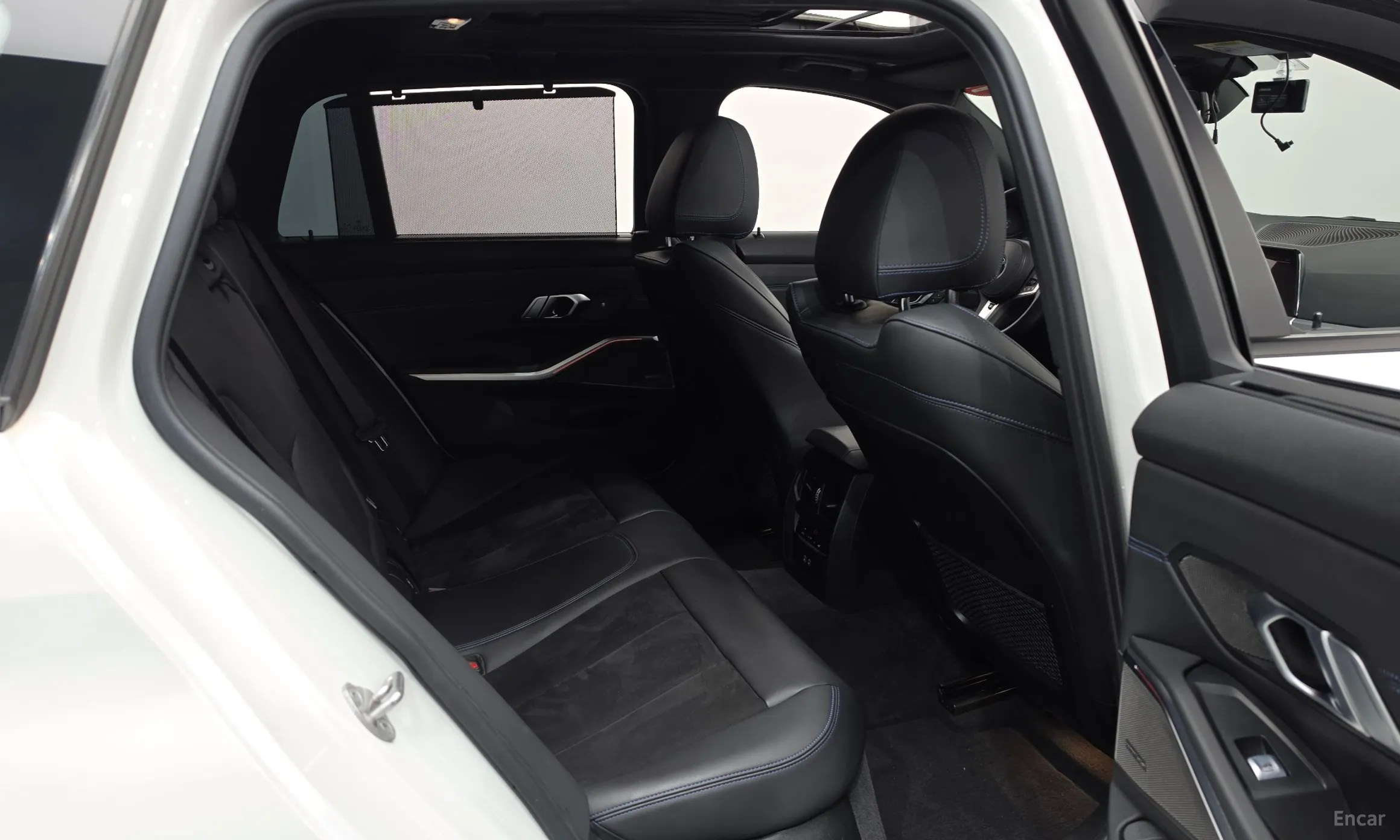BMW 3 Series (G20) превью 12