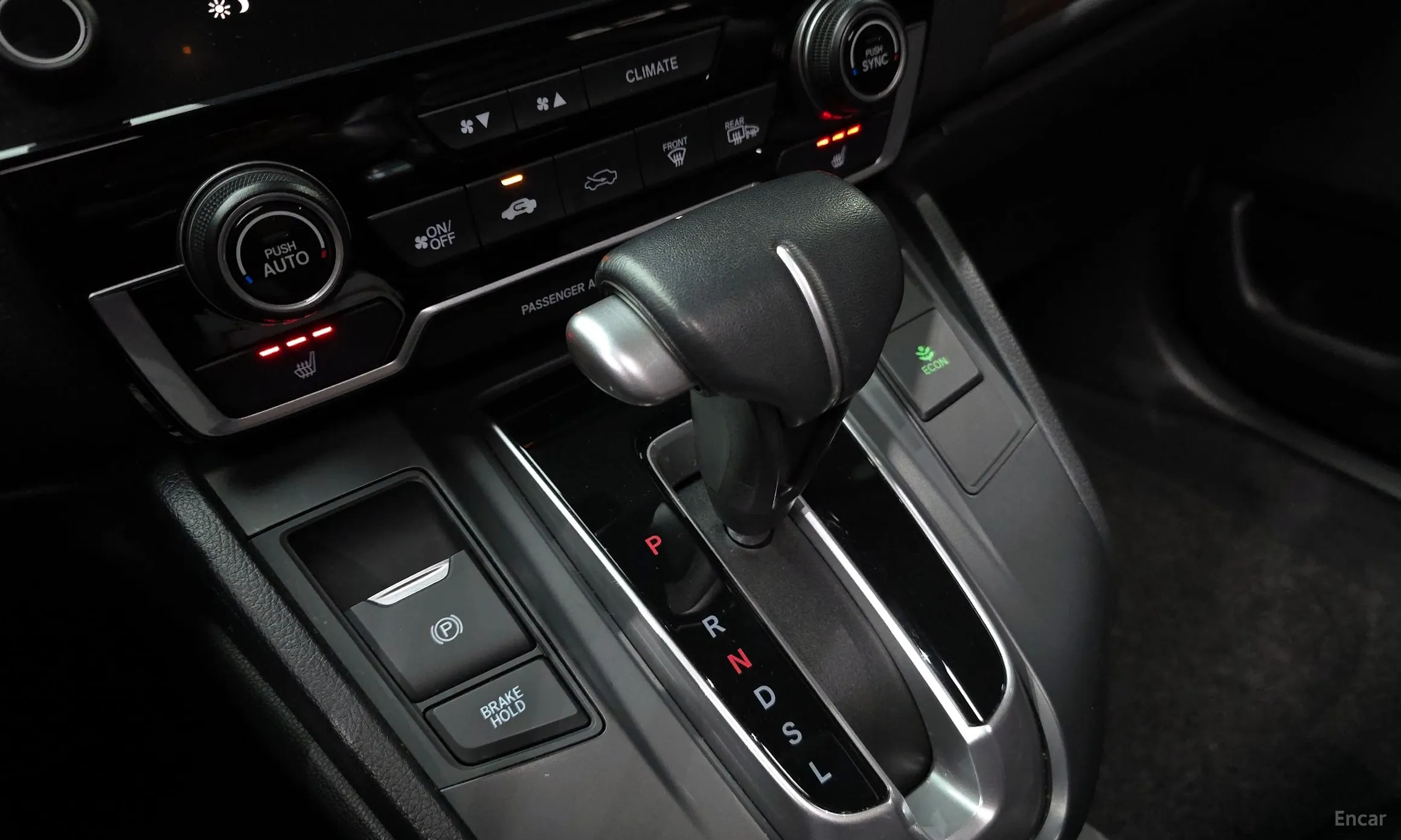 Honda CR-V 5th generation превью 9