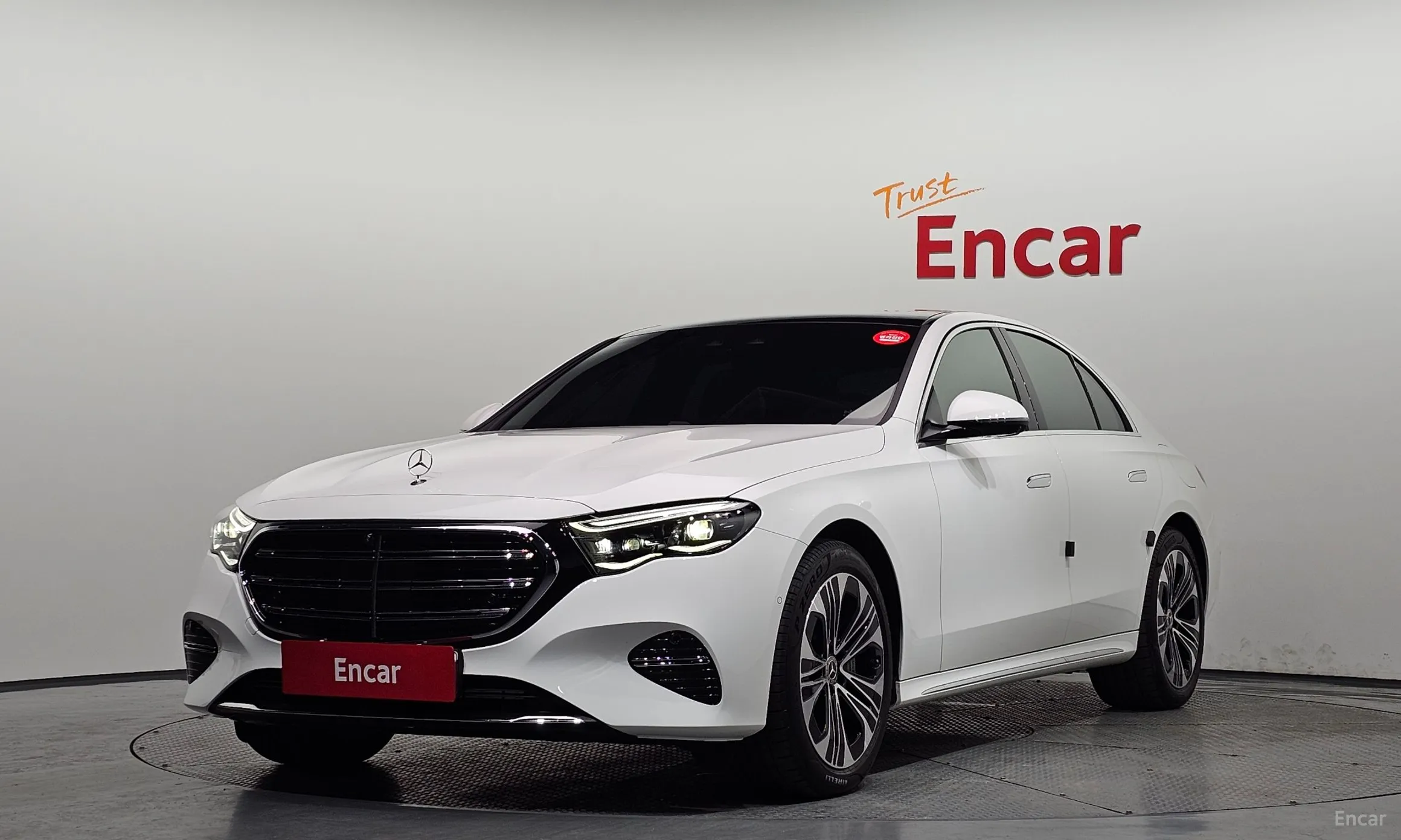E-Class W214