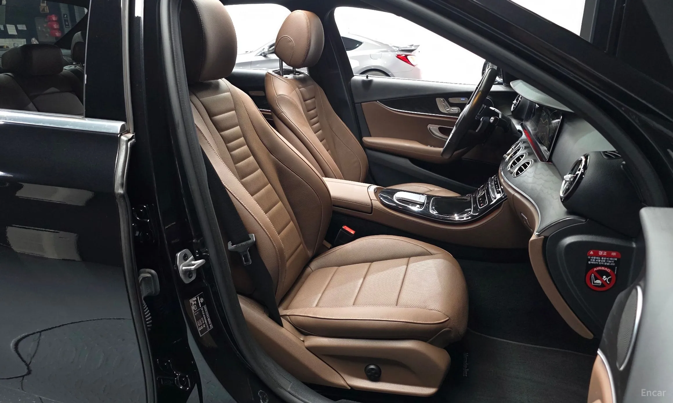 Mercedes Benz E-Class W213 превью 11