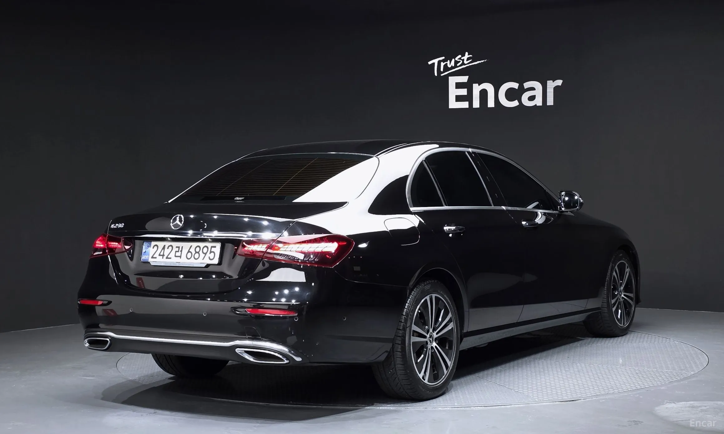 Mercedes Benz E-Class W213